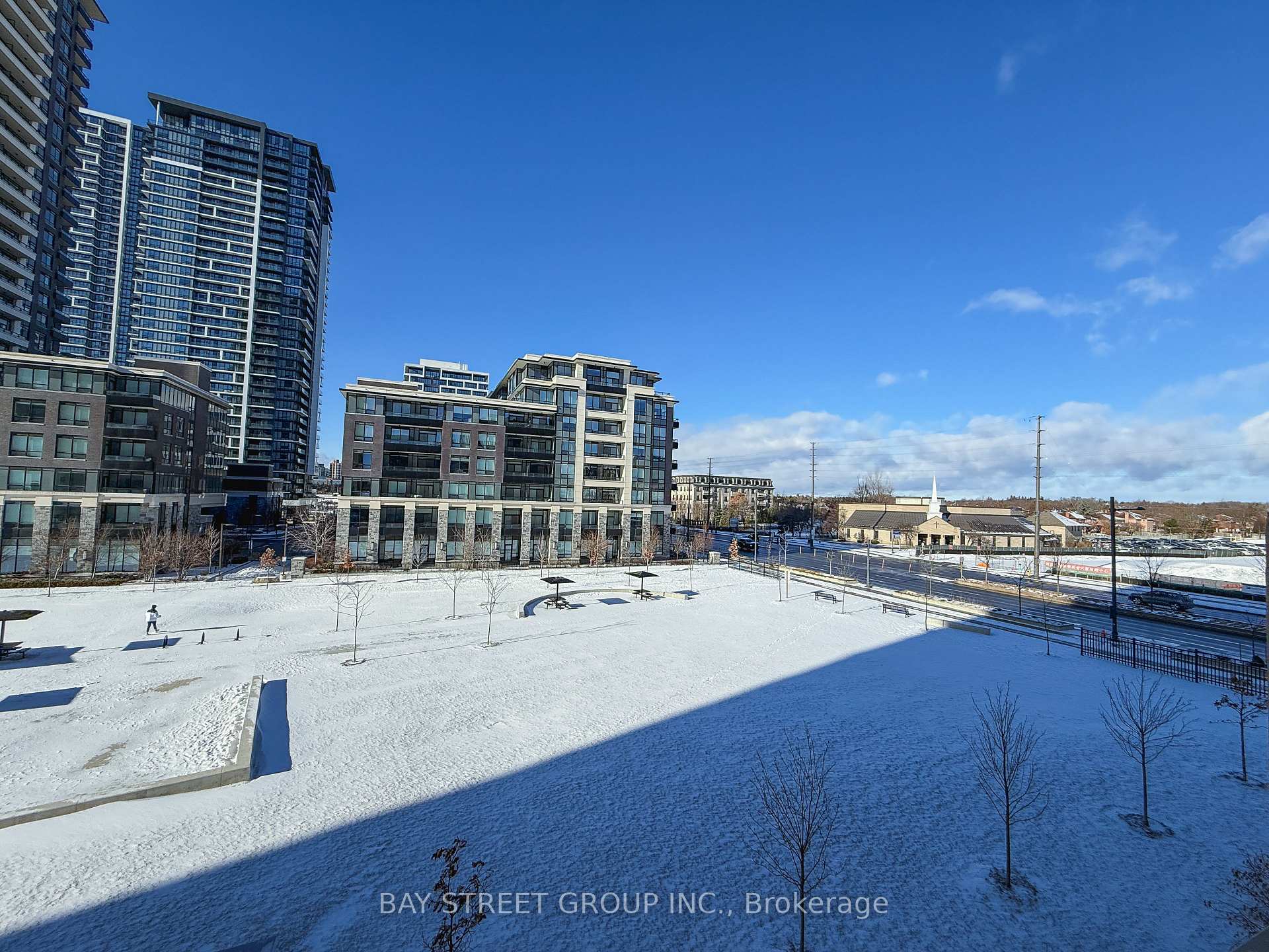 Photo 13 of Unit 306, 28 Uptown Drive, Markham, Unionville — HOMEH