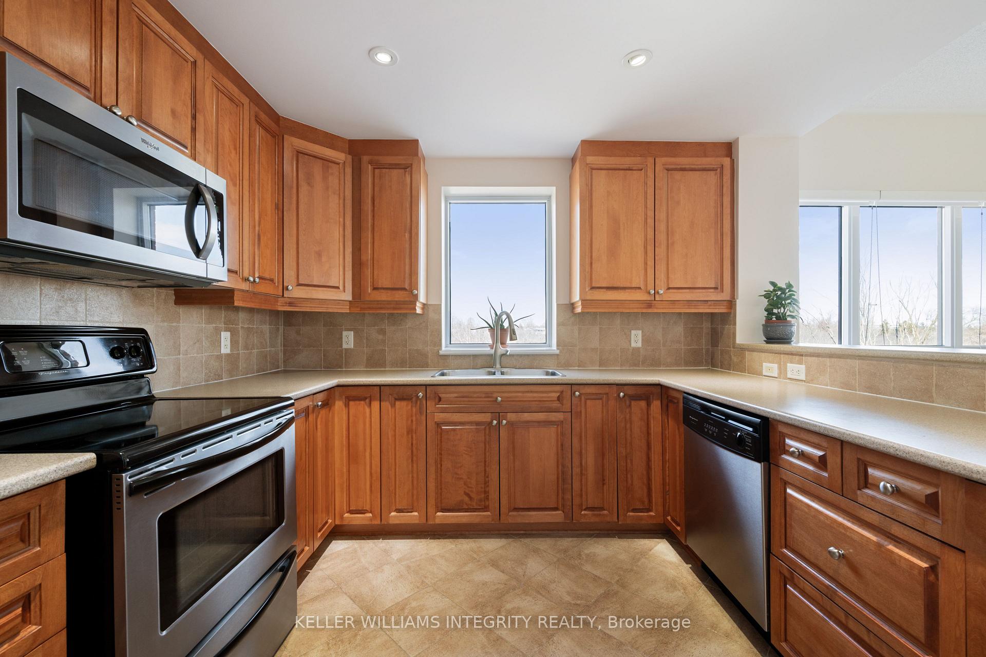 Photo 8 of Unit 219, 905 Beauparc Private, Ottawa, Cyrville — HOMEH