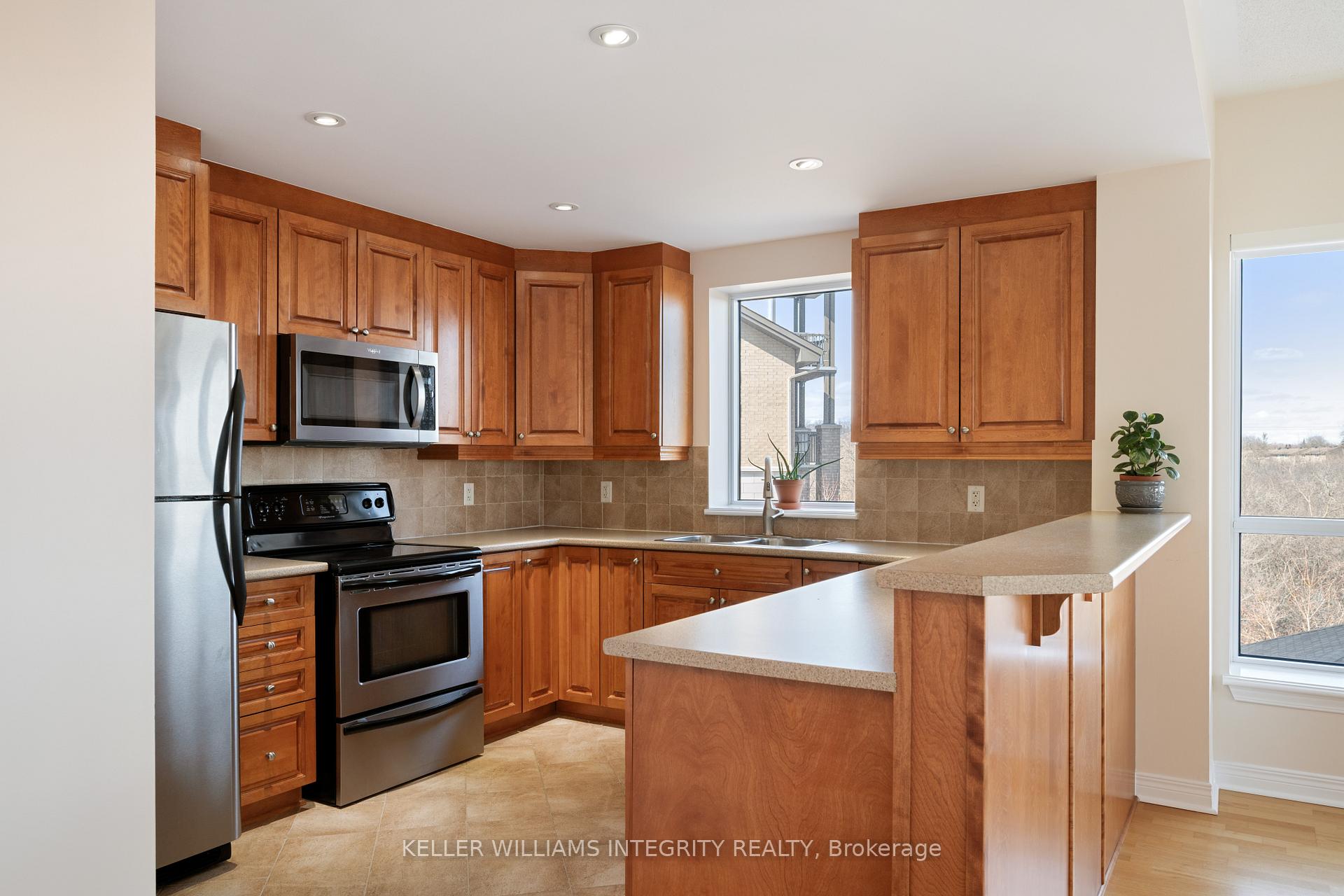 Photo 9 of Unit 219, 905 Beauparc Private, Ottawa, Cyrville — HOMEH
