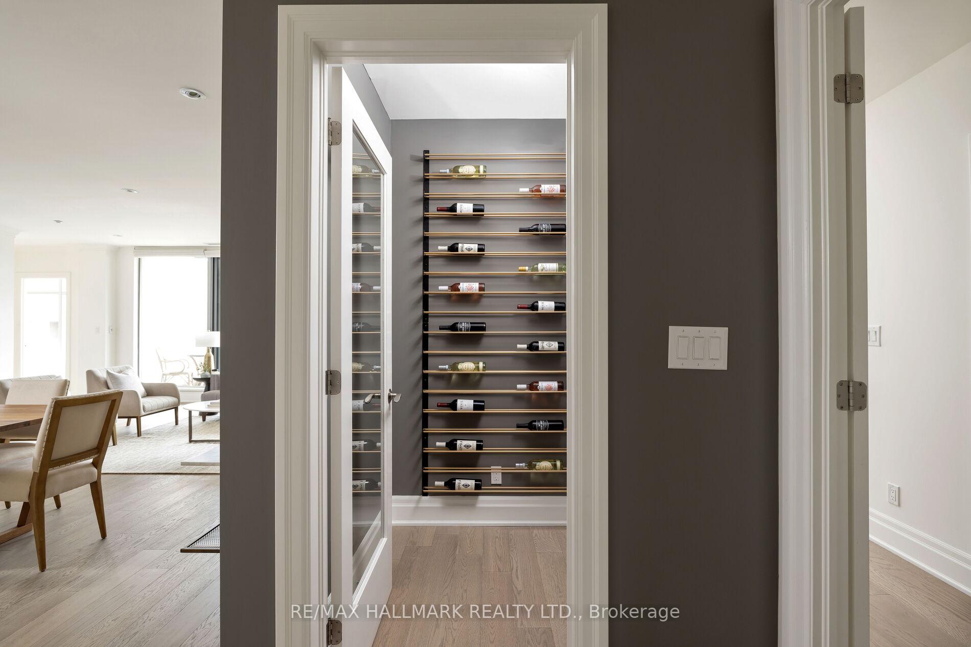 Photo 13 of Unit 401, 1 Rainsford Road, Toronto, The Beaches — HOMEH