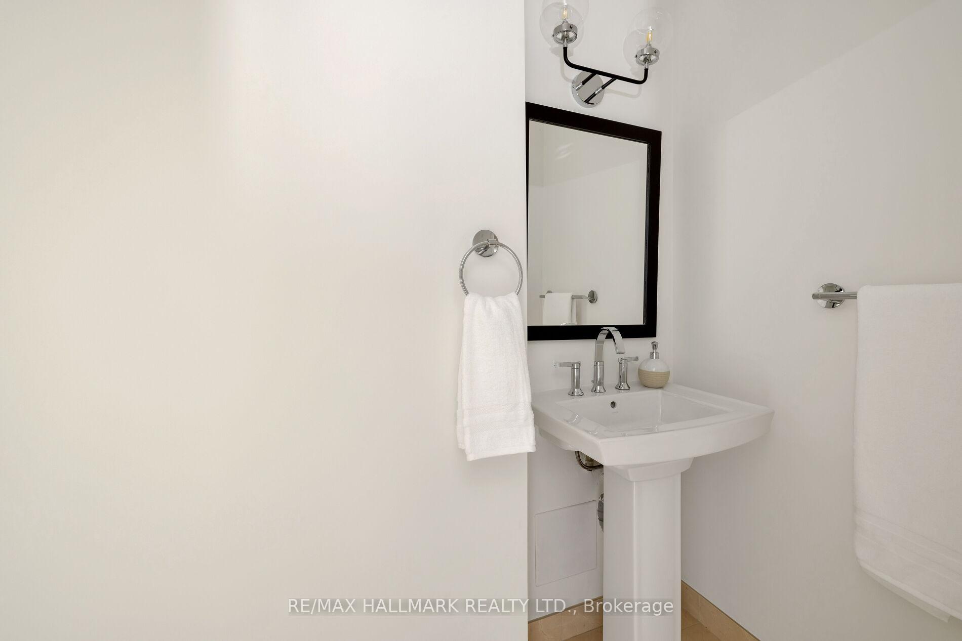 Photo 21 of Unit 401, 1 Rainsford Road, Toronto, The Beaches — HOMEH