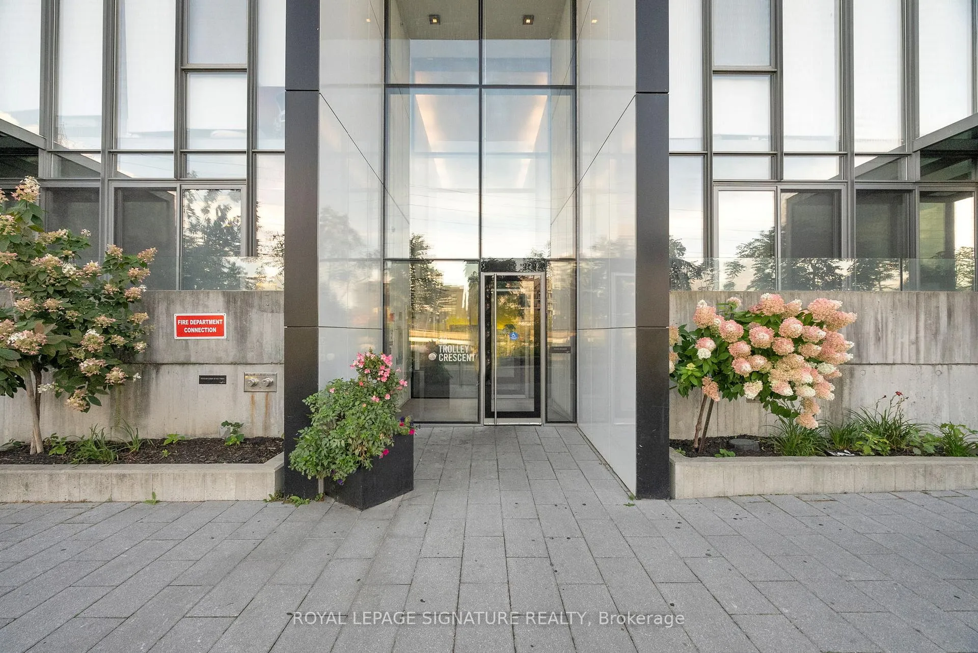 Photo 23 of Unit 719, 32 Trolley Crescent, Toronto, Moss Park — HOMEH