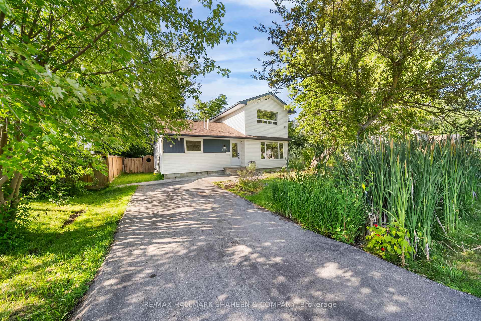 Photo 1 of 312 Terrace Drive, Georgina, Keswick South — HOMEH