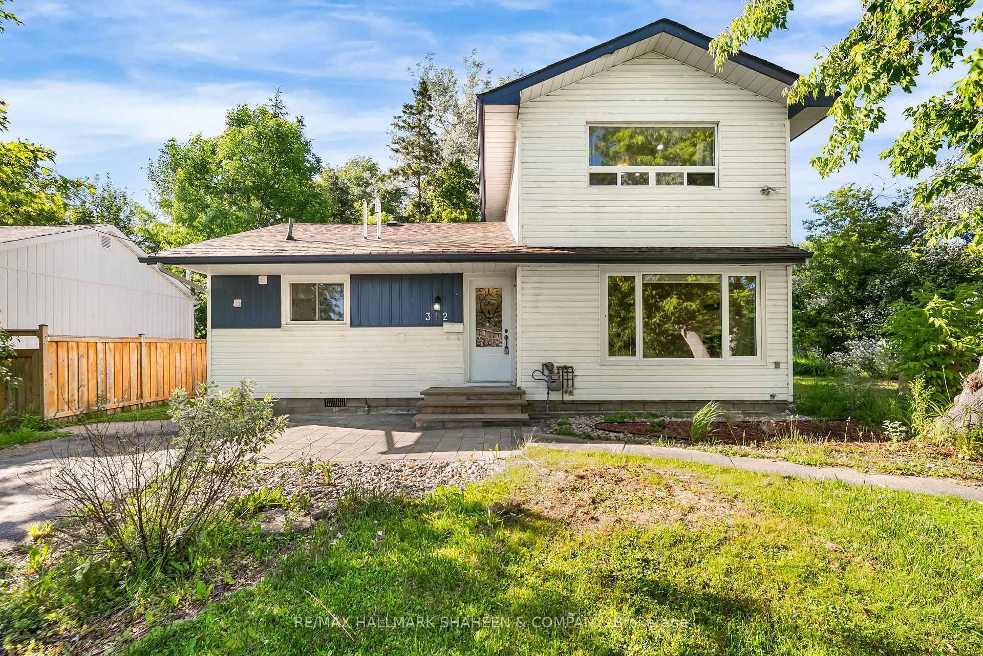 Photo 3 of 312 Terrace Drive, Georgina, Keswick South — HOMEH