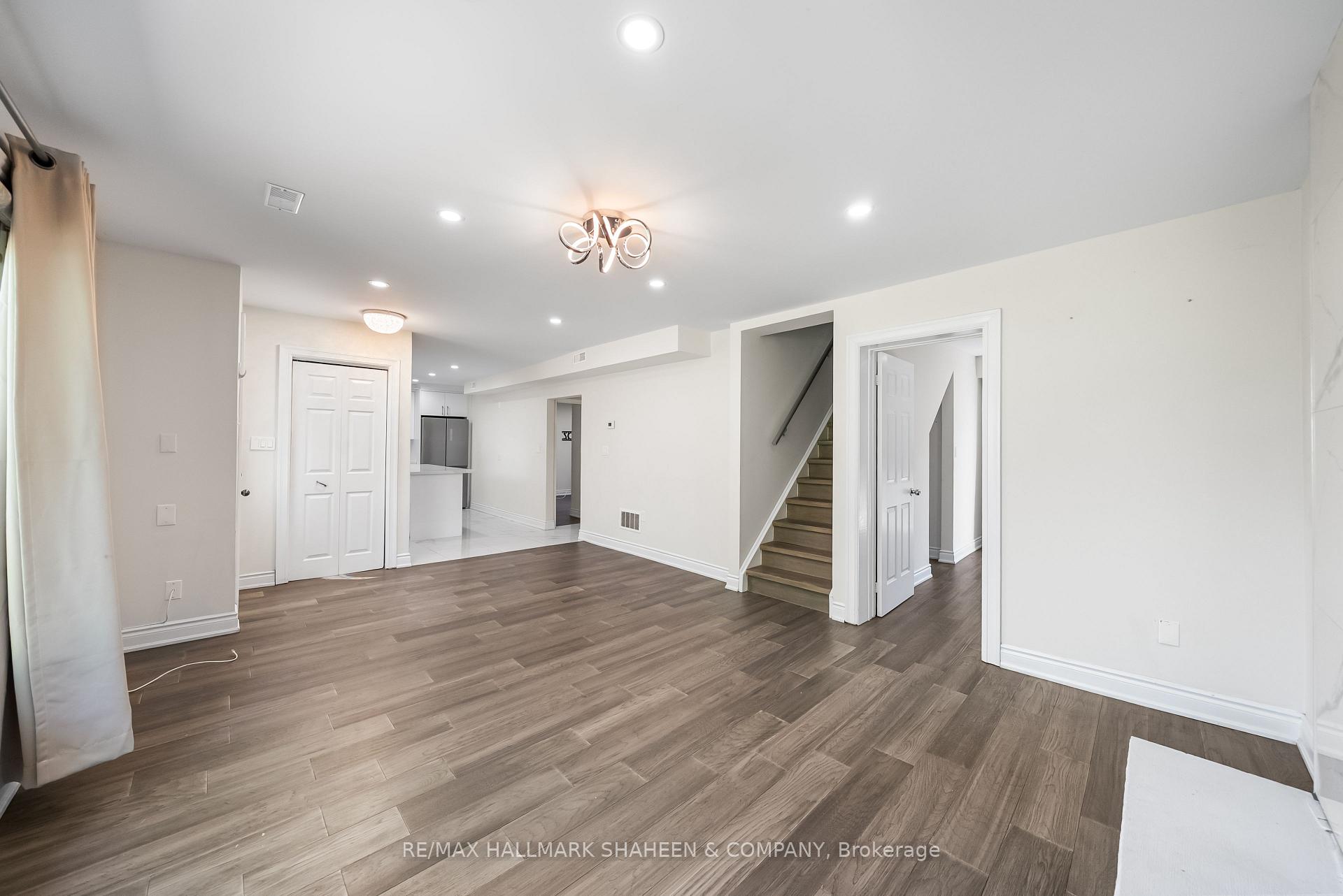 Photo 8 of 312 Terrace Drive, Georgina, Keswick South — HOMEH