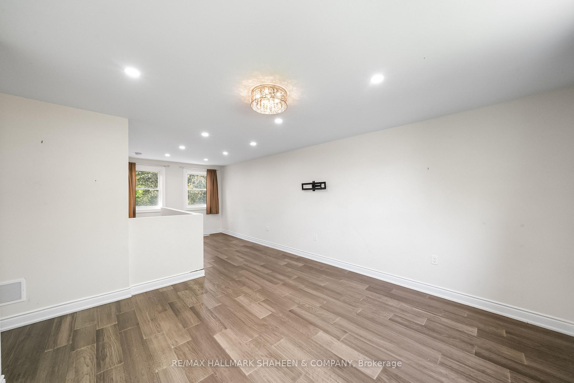 Photo 26 of 312 Terrace Drive, Georgina, Keswick South — HOMEH