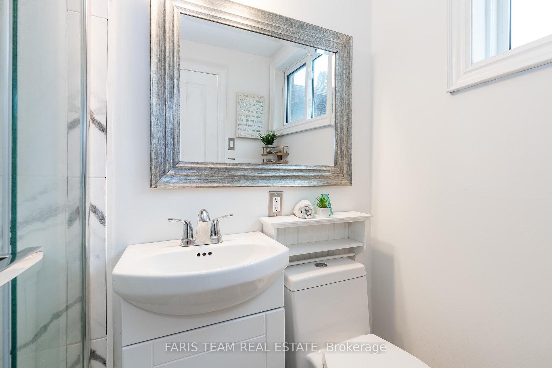 Photo 16 of 54 Marshall Street, Barrie, Allandale Heights — HOMEH
