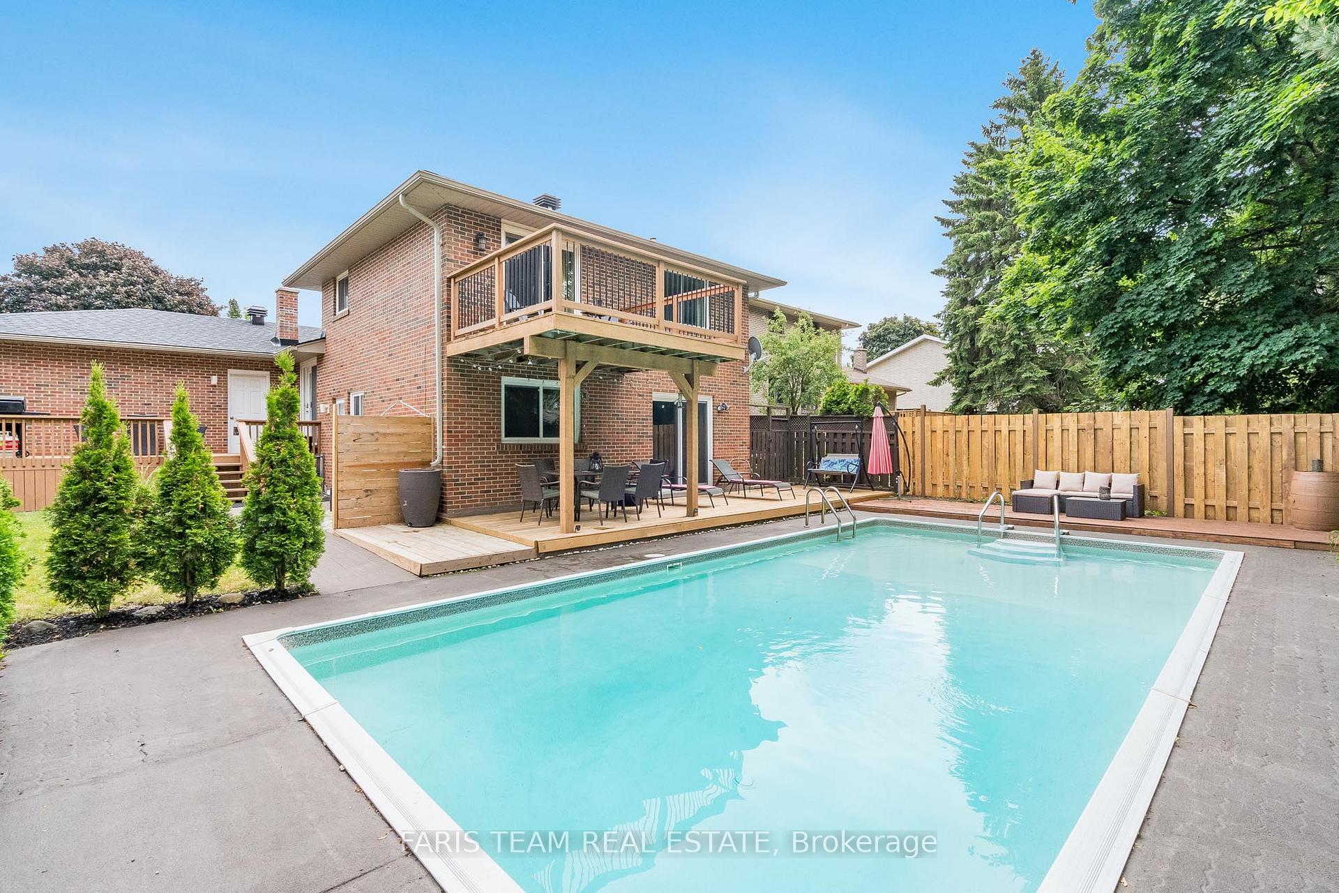 Photo 29 of 54 Marshall Street, Barrie, Allandale Heights — HOMEH