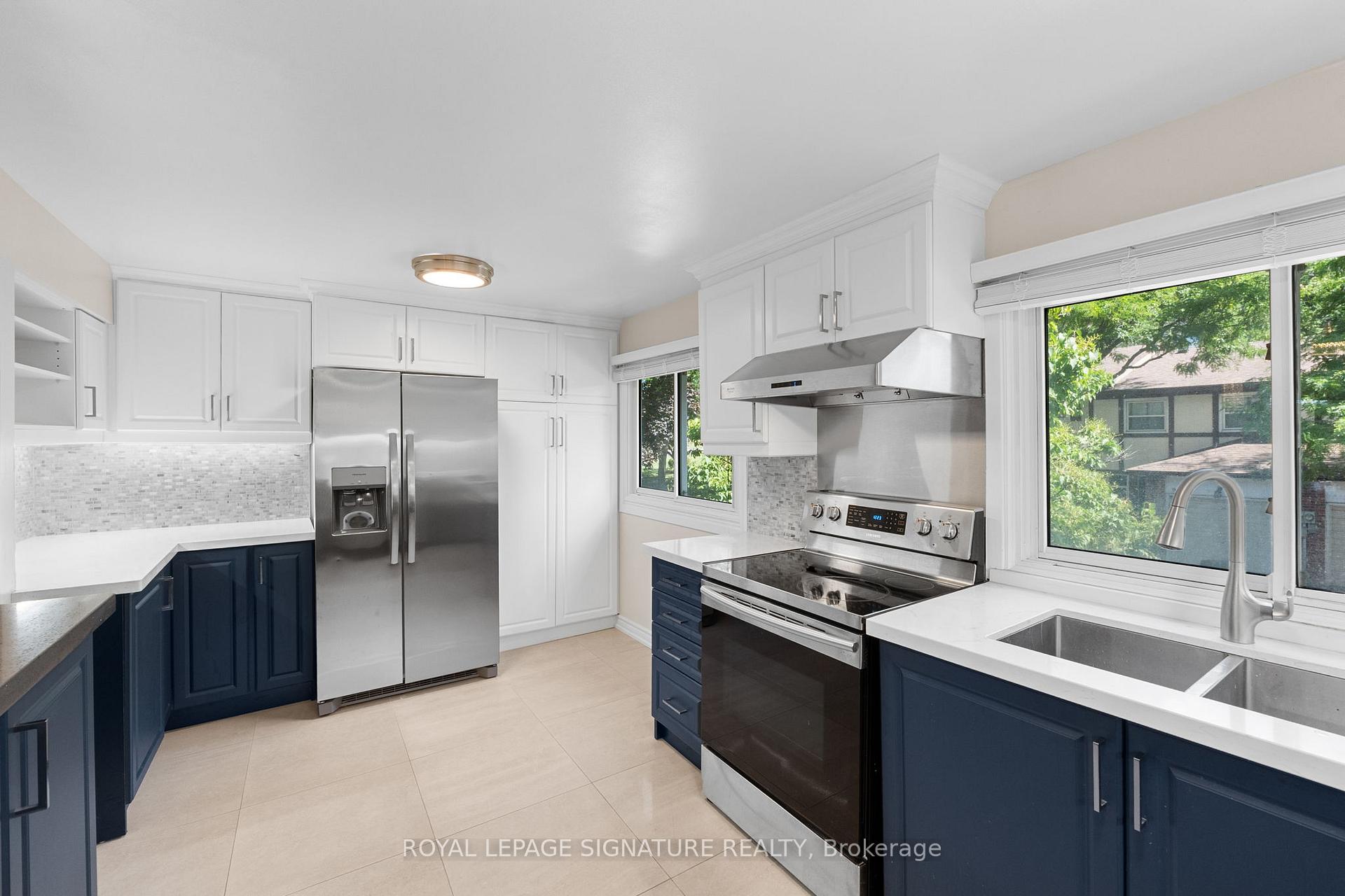Photo 12 of 10 Thatcher's Mill Way, Markham, Bullock — HOMEH