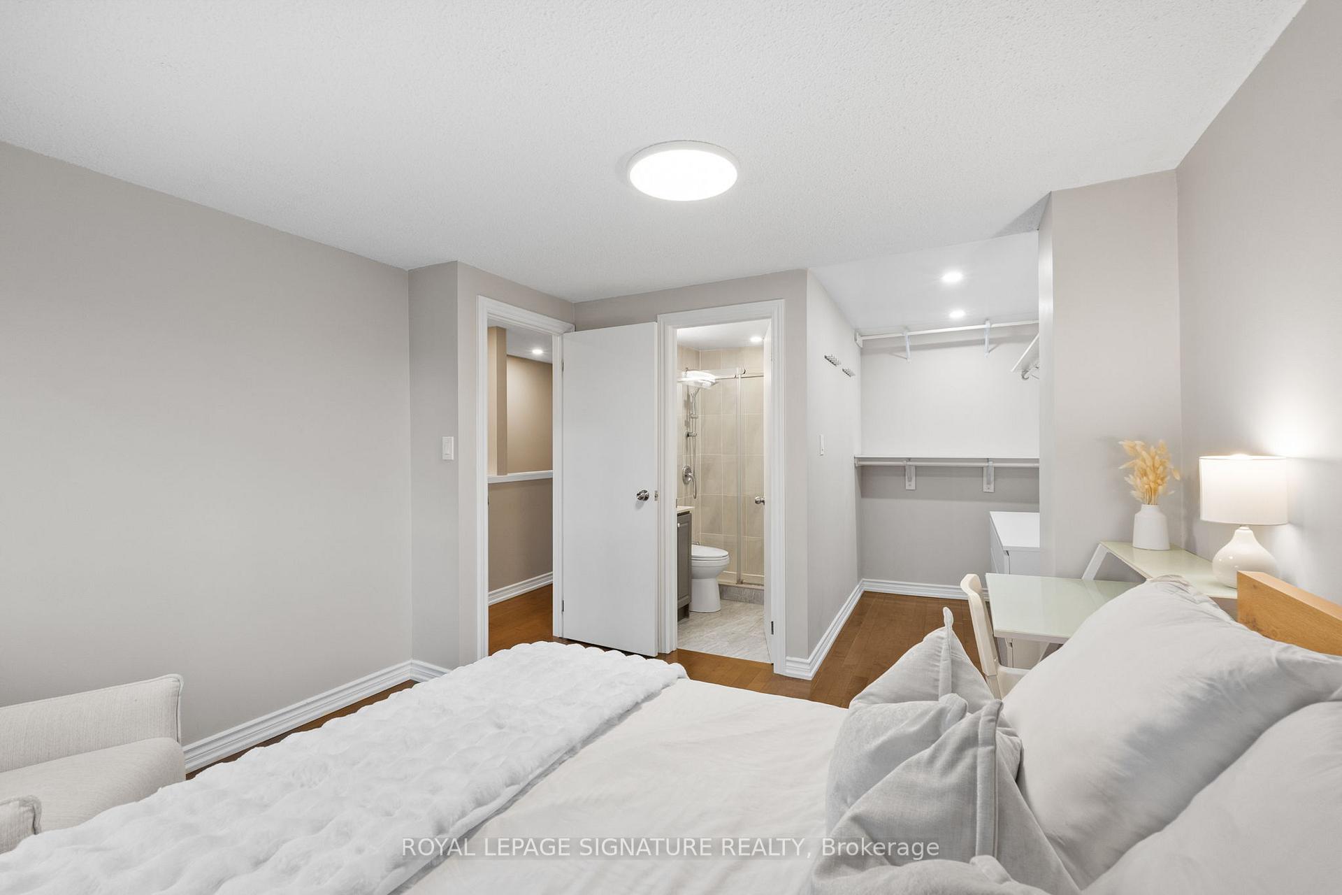 Photo 15 of 10 Thatcher's Mill Way, Markham, Bullock — HOMEH