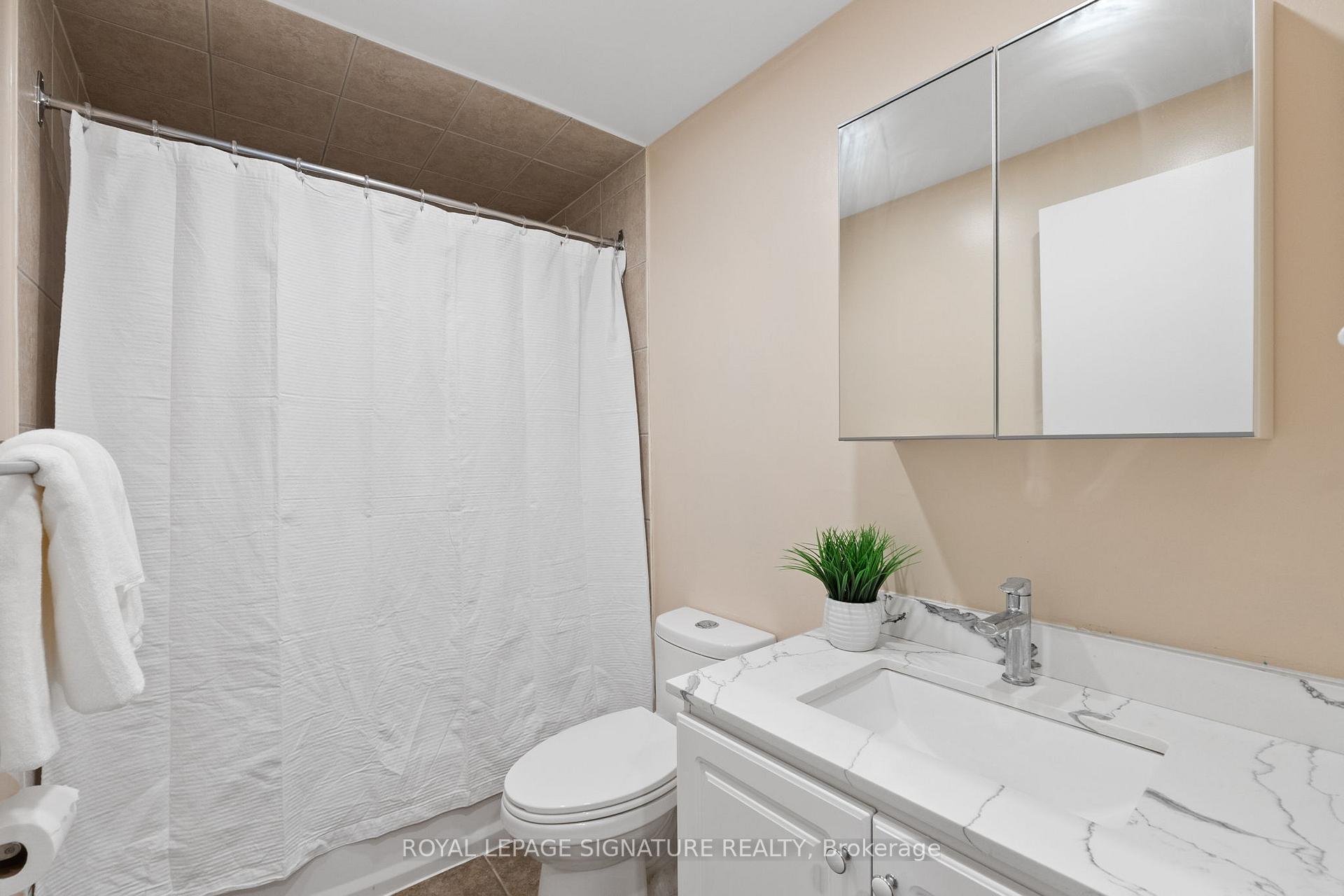 Photo 22 of 10 Thatcher's Mill Way, Markham, Bullock — HOMEH