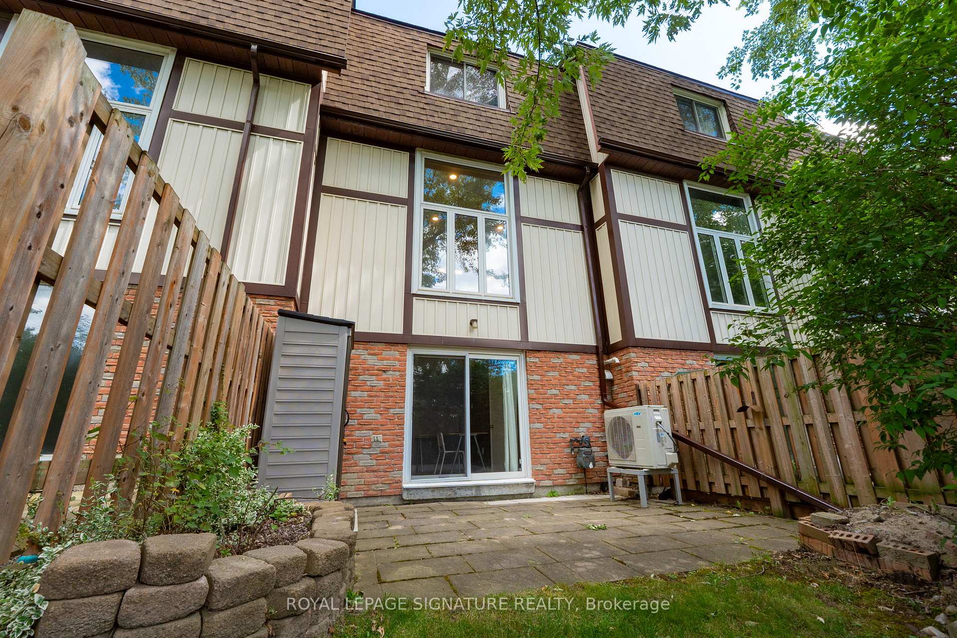 Photo 27 of 10 Thatcher's Mill Way, Markham, Bullock — HOMEH