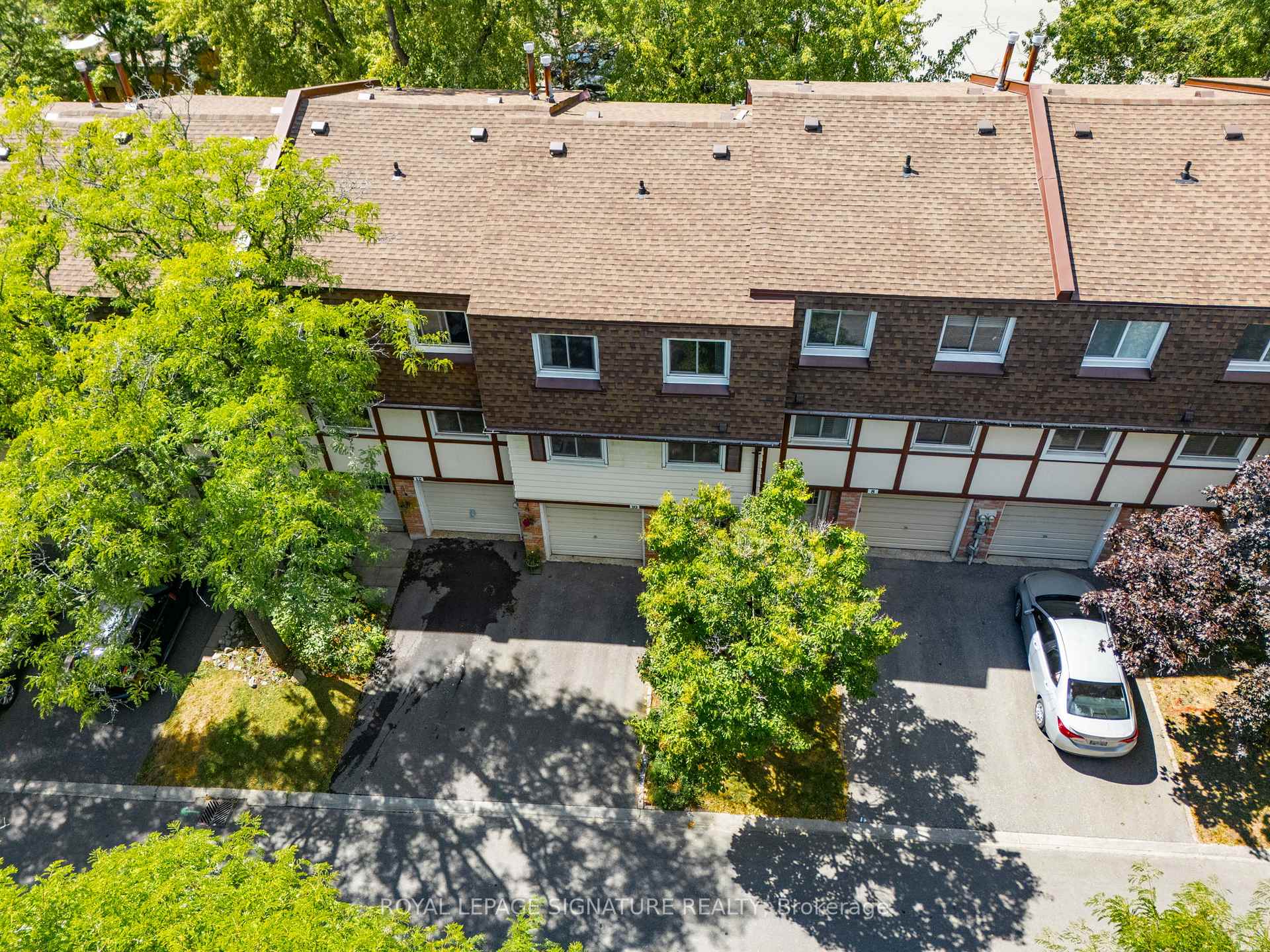Photo 32 of 10 Thatcher's Mill Way, Markham, Bullock — HOMEH