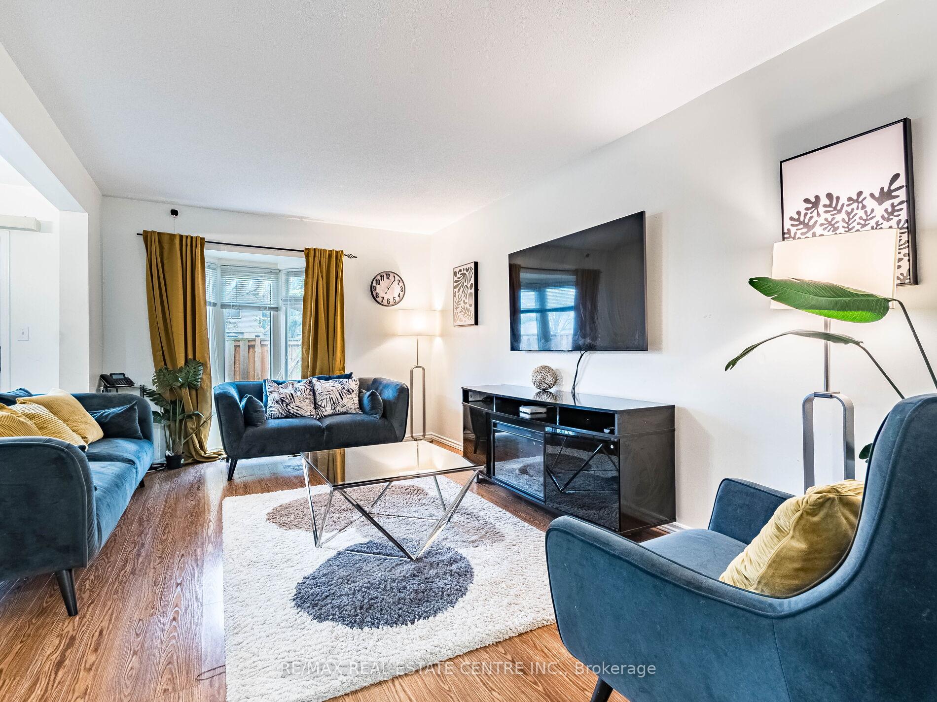 Photo 7 of Unit 58, 1 Royalwood Crescent E, Hamilton, Stoney Creek — HOMEH