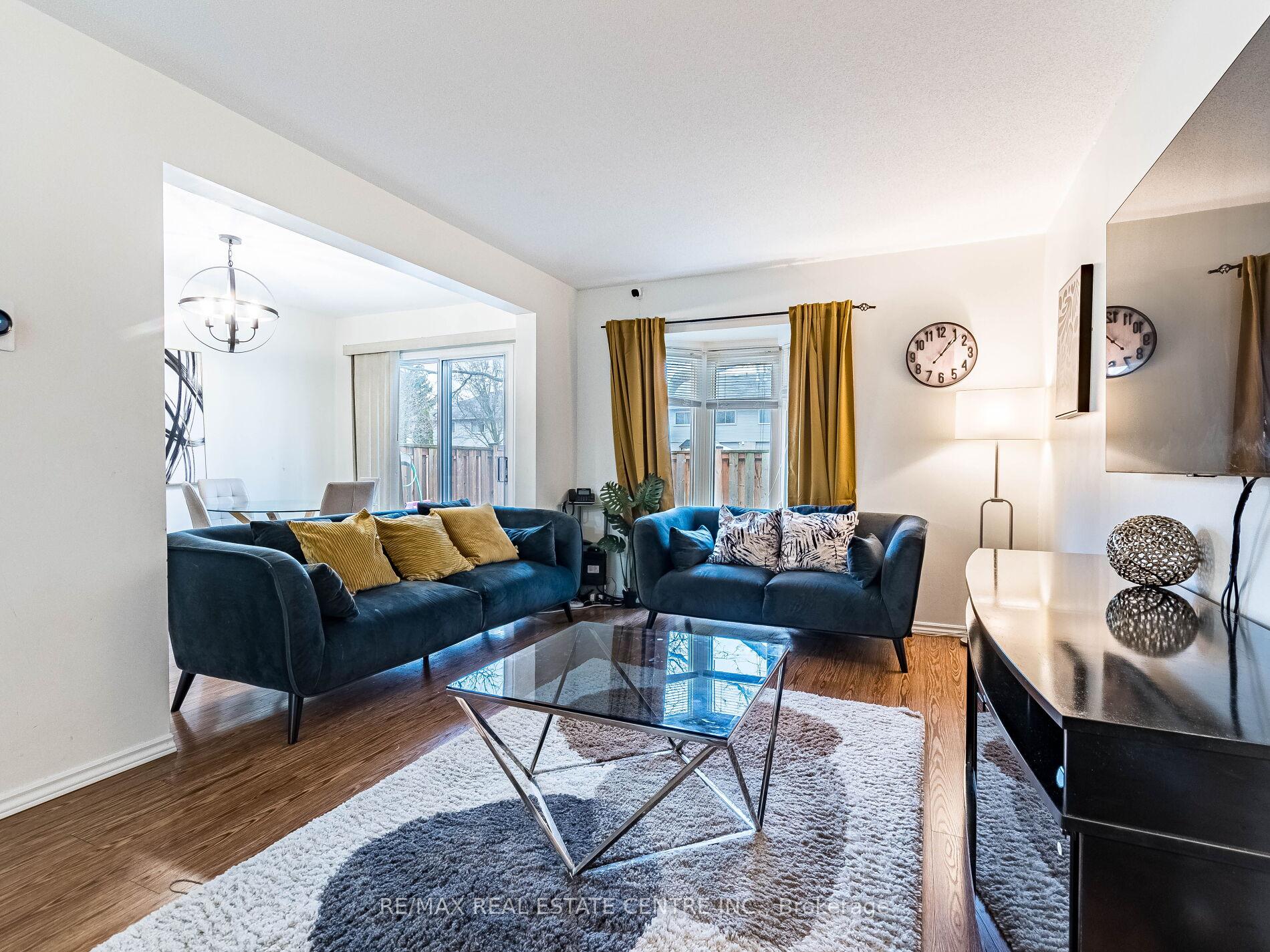 Photo 10 of Unit 58, 1 Royalwood Crescent E, Hamilton, Stoney Creek — HOMEH