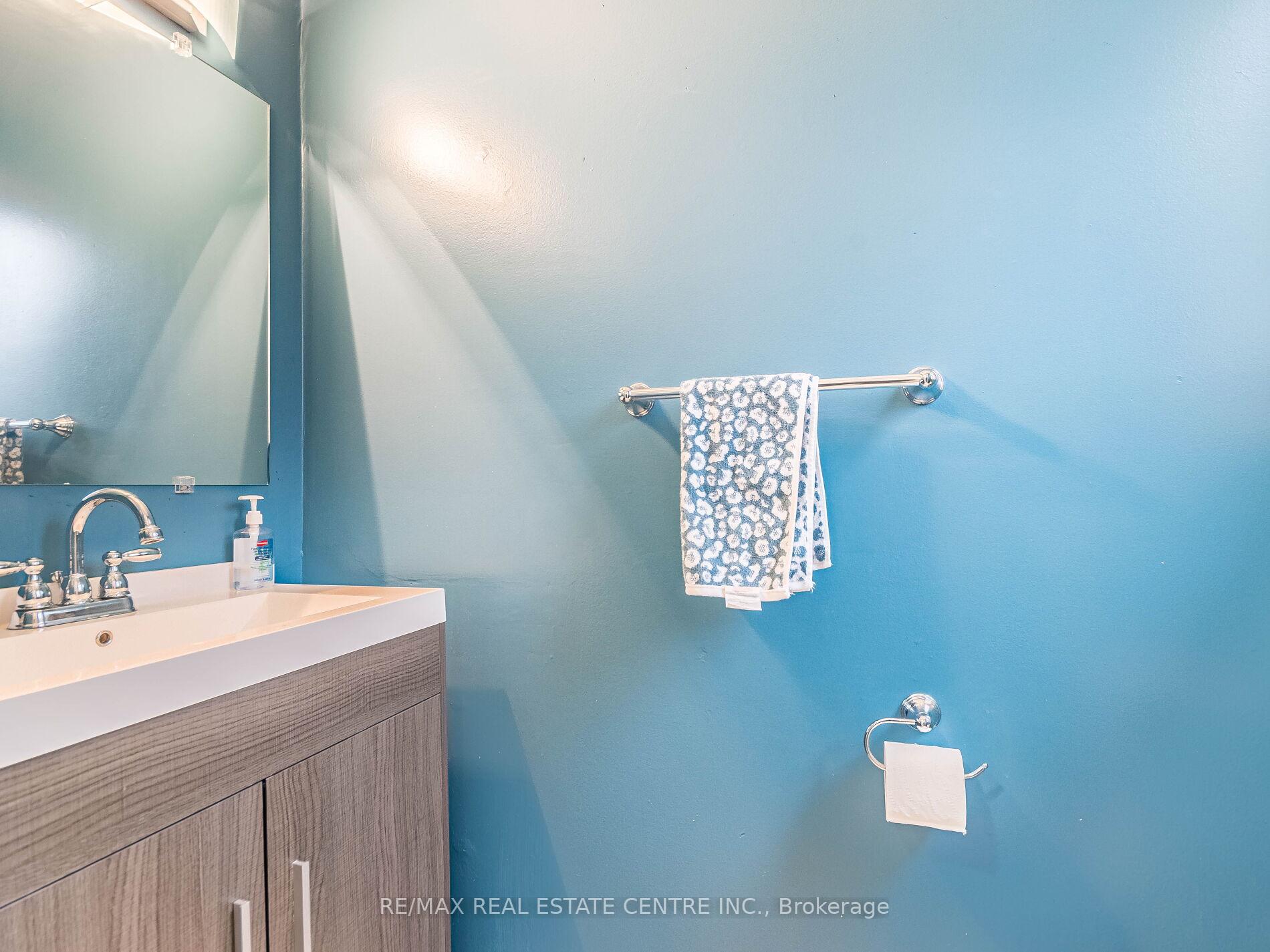 Photo 20 of Unit 58, 1 Royalwood Crescent E, Hamilton, Stoney Creek — HOMEH
