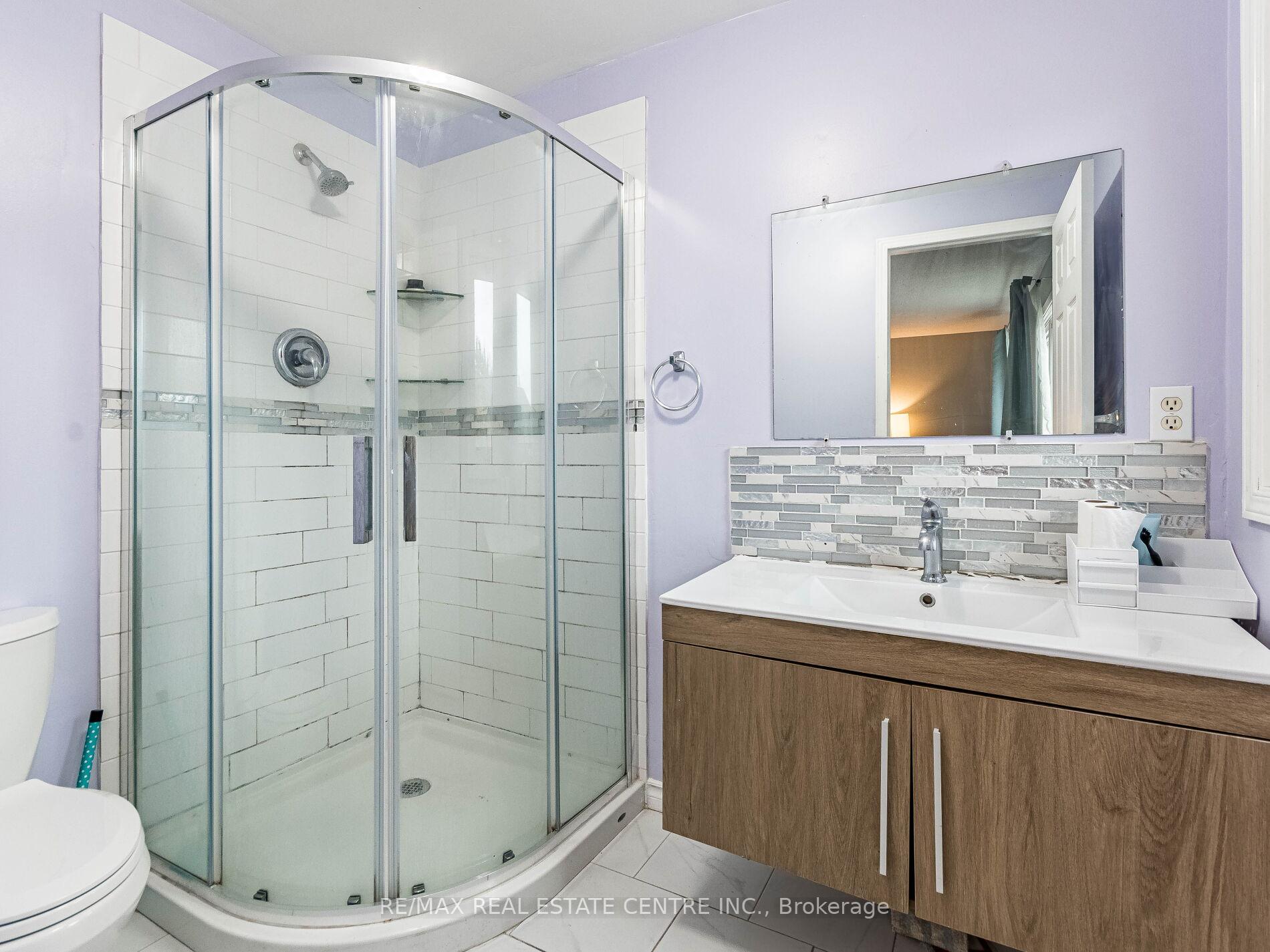 Photo 25 of Unit 58, 1 Royalwood Crescent E, Hamilton, Stoney Creek — HOMEH