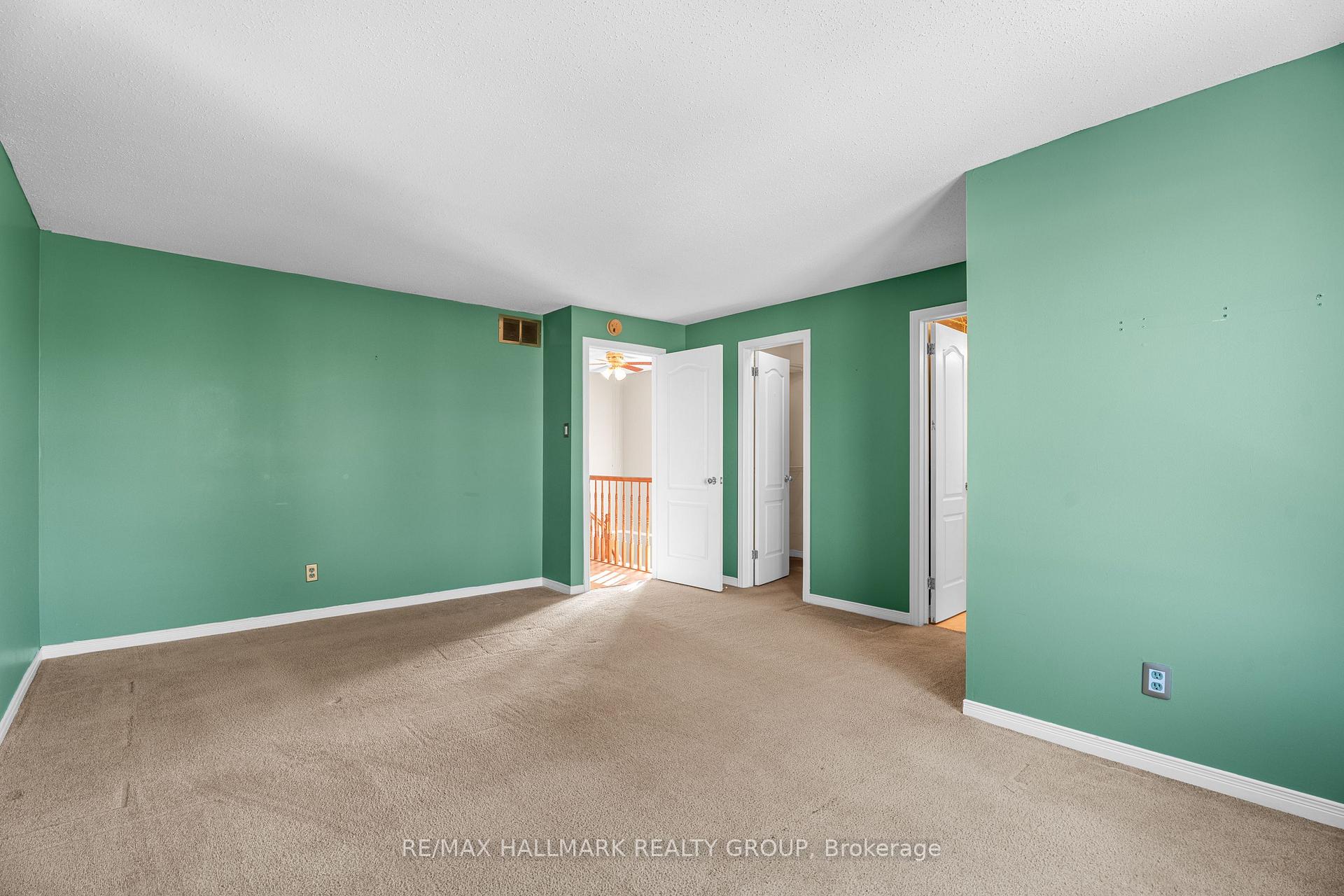Photo 19 of 1812 Summerfields Crescent, Ottawa, Chapel Hill — HOMEH