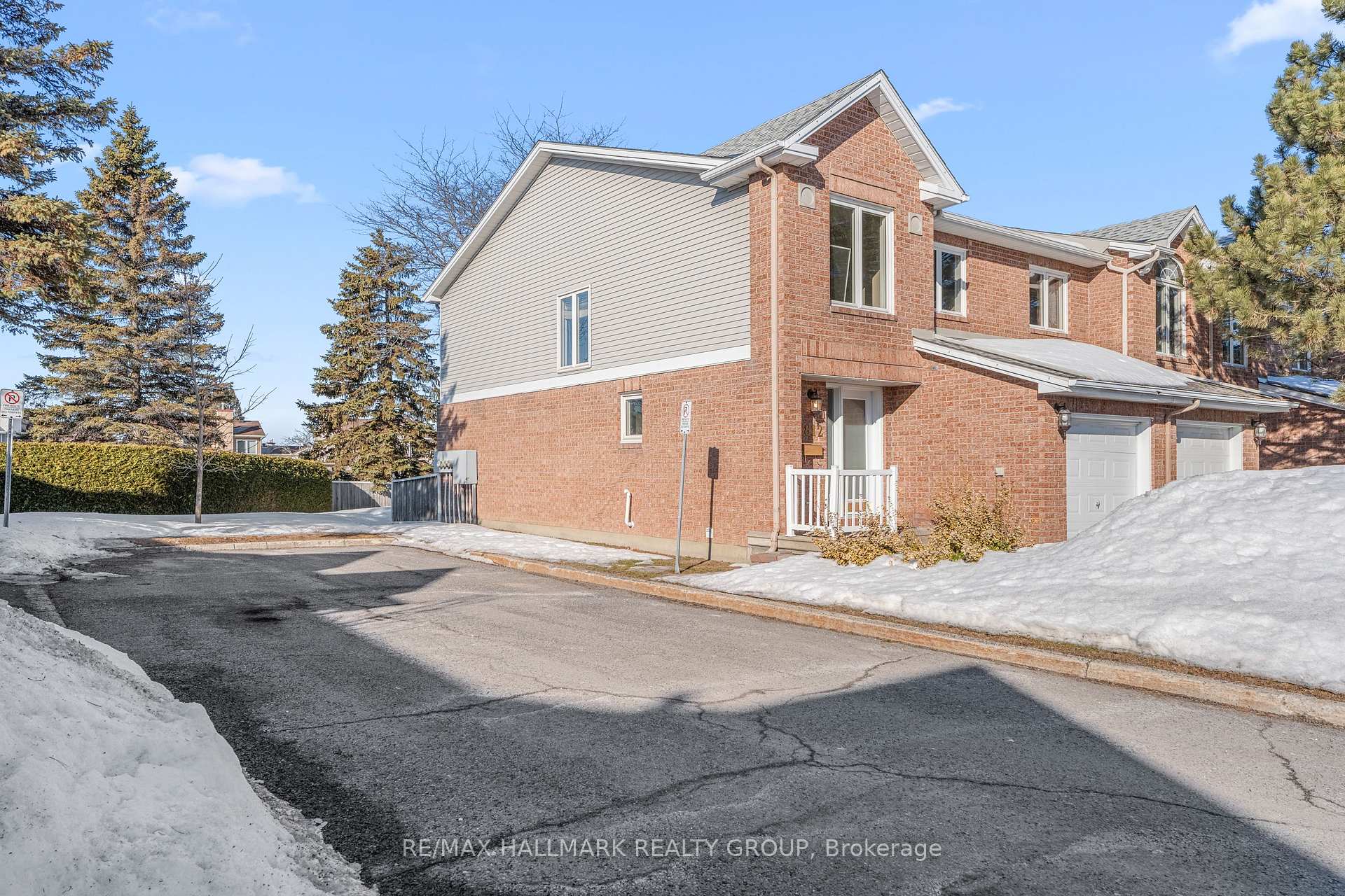 Photo 22 of 1812 Summerfields Crescent, Ottawa, Chapel Hill — HOMEH