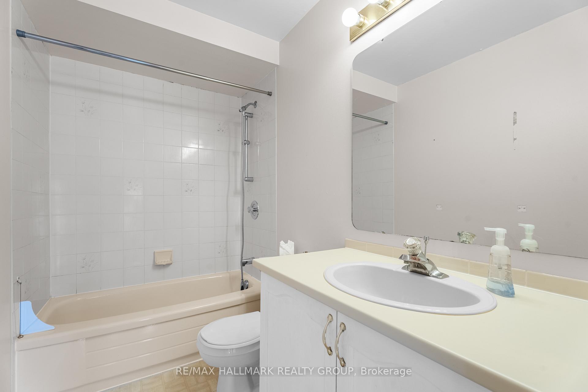Photo 42 of 1812 Summerfields Crescent, Ottawa, Chapel Hill — HOMEH