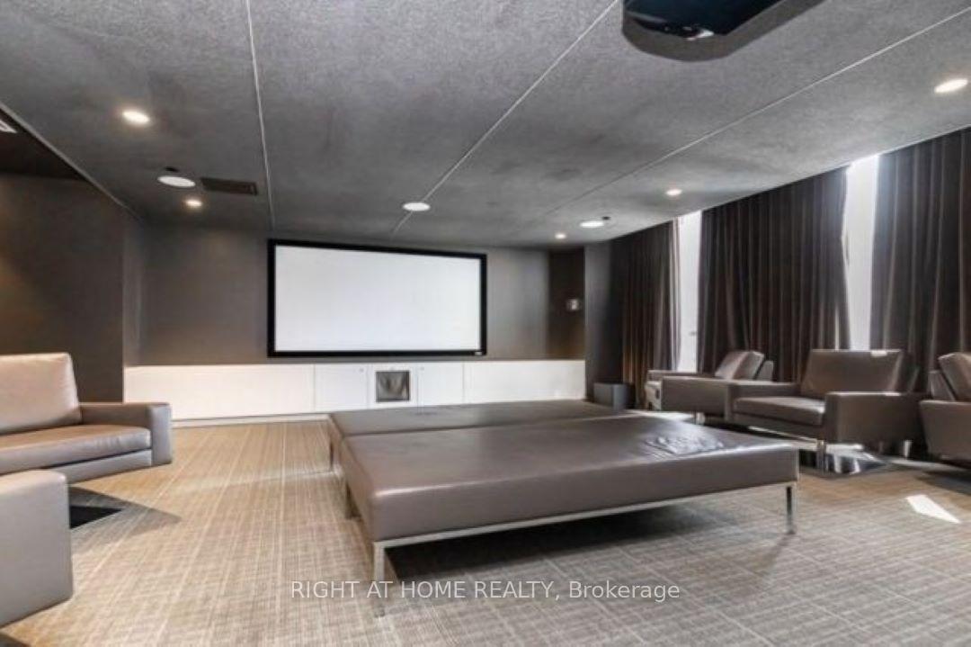 Photo 6 of Unit 1511, 170 Sumach Street, Toronto, Regent Park — HOMEH