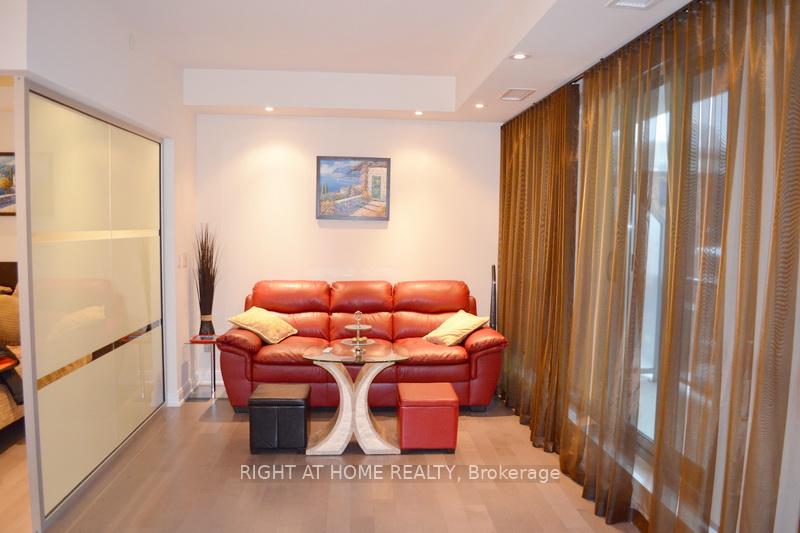 Photo 3 of Unit 512, 55 Front Street E, Toronto, Waterfront Communities — HOMEH