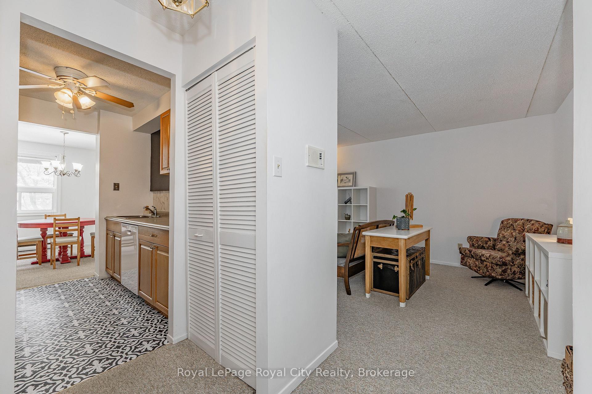 Photo 10 of Unit 210, 65 Silvercreek Parkway N, Guelph, Junction/Onward Willow — HOMEH
