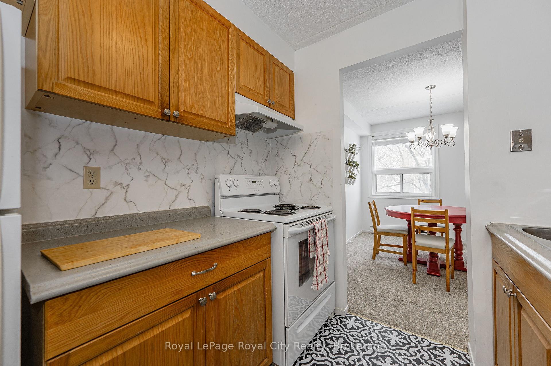 Photo 22 of Unit 210, 65 Silvercreek Parkway N, Guelph, Junction/Onward Willow — HOMEH