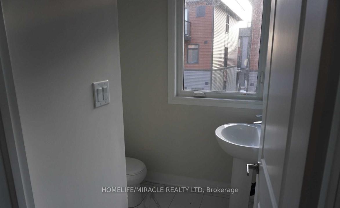 Photo 16 of Unit 70, 2 Willow Street, Brant, Paris — HOMEH