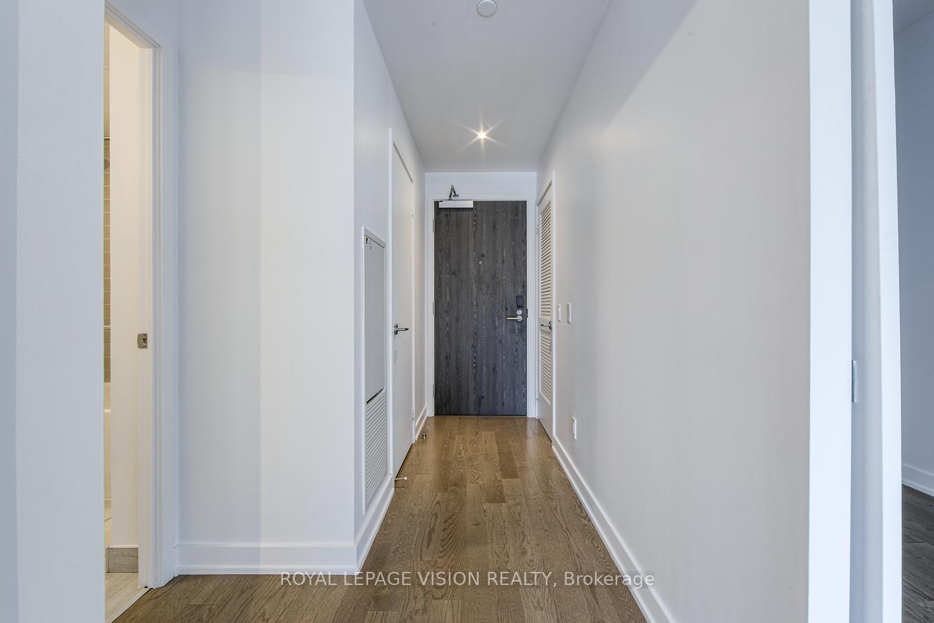 Photo 5 of Unit 3206, 25 Richmond Street E, Toronto, Church-Yonge Corridor — HOMEH