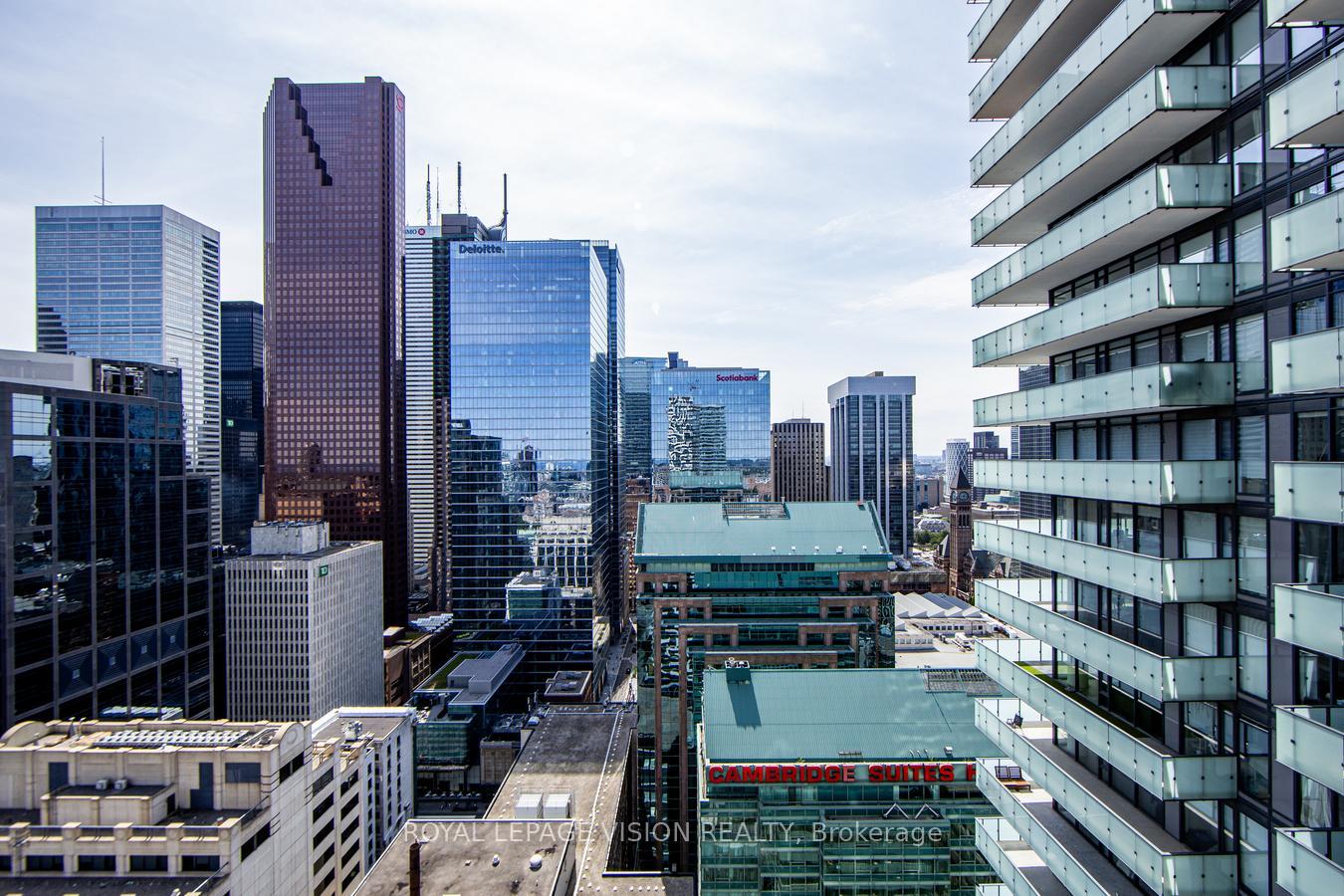 Photo 25 of Unit 3206, 25 Richmond Street E, Toronto, Church-Yonge Corridor — HOMEH