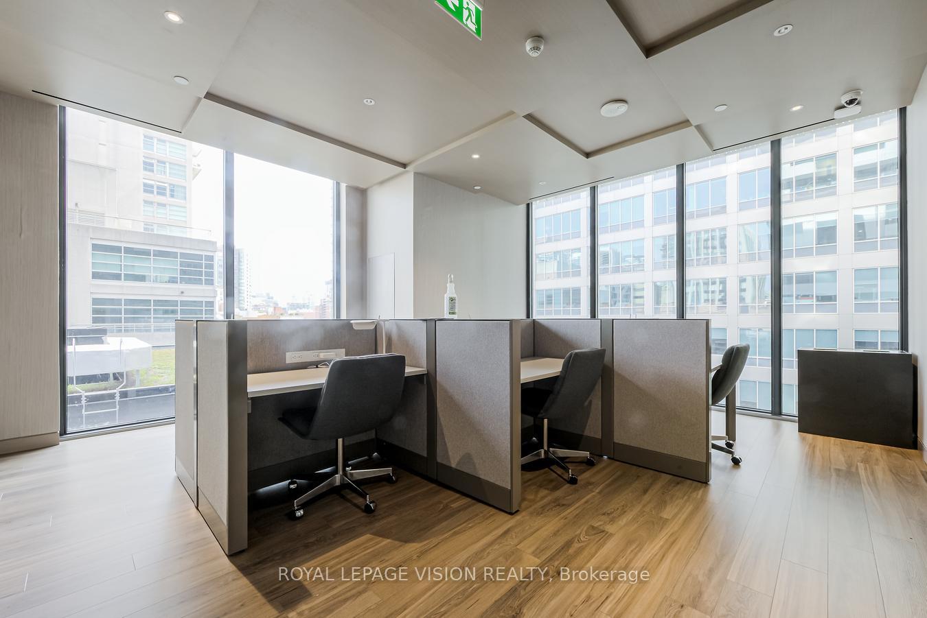 Photo 36 of Unit 3206, 25 Richmond Street E, Toronto, Church-Yonge Corridor — HOMEH