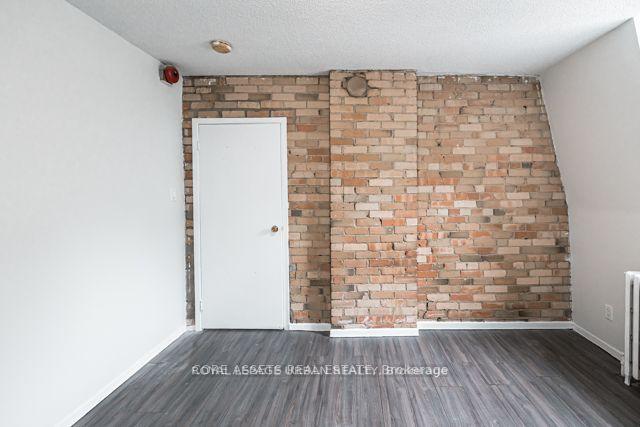 Photo 11 of Unit 202, 72 Wellesley Street E, Toronto, Church-Yonge Corridor — HOMEH