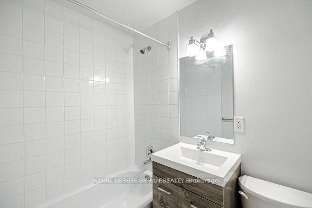 Photo 9 of Unit 202, 72 Wellesley Street E, Toronto, Church-Yonge Corridor — HOMEH
