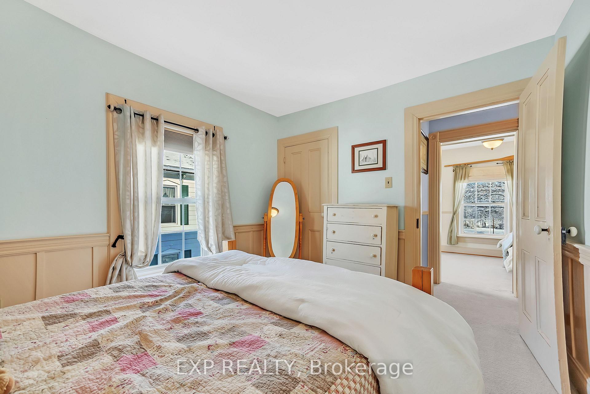 Photo 8 of 489 Ashley Street, Belleville, Thurlow Ward — HOMEH