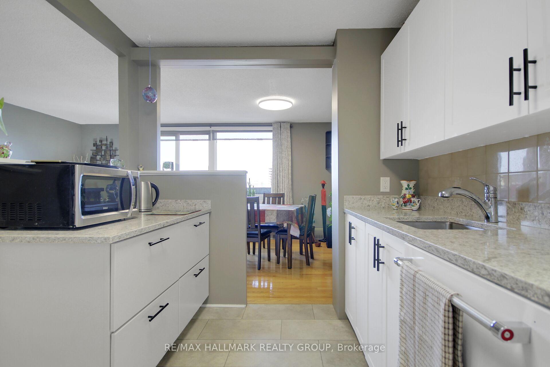 Photo 15 of Unit 1207, 1505 Baseline Road, Ottawa, Copeland Park — HOMEH