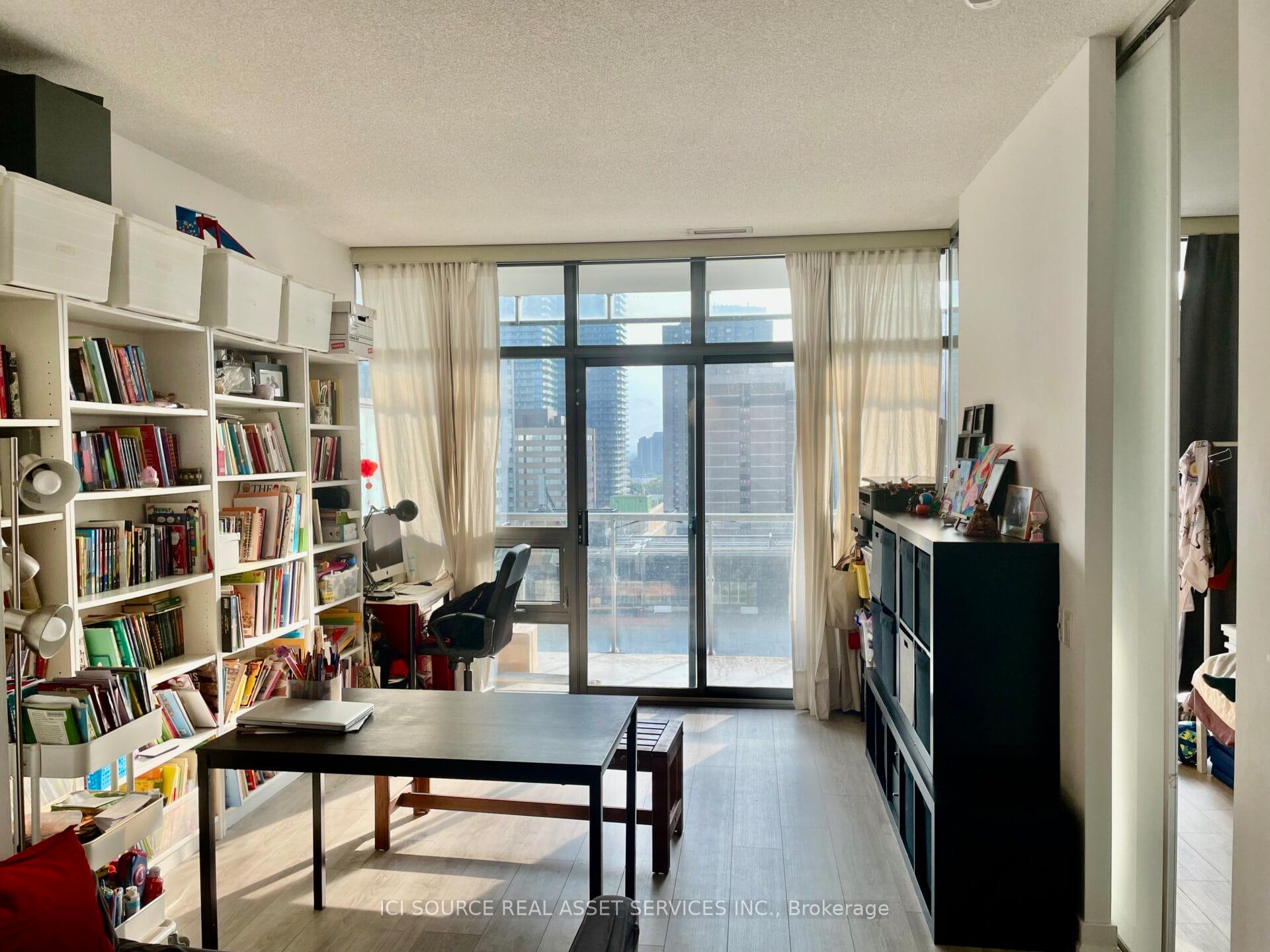 Photo 3 of Unit 1308, 33 Charles Street E, Toronto, Church-Yonge Corridor — HOMEH