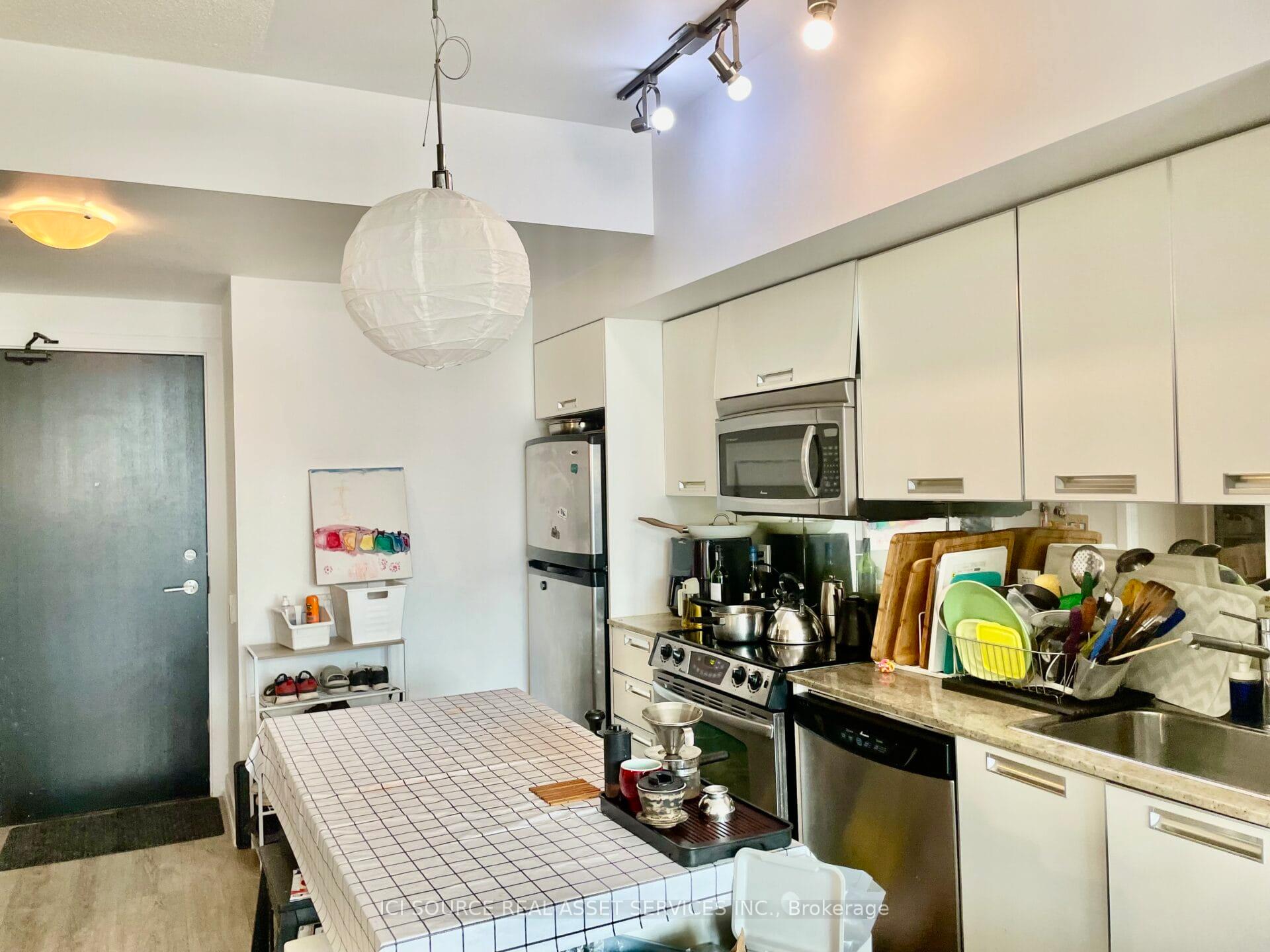 Photo 10 of Unit 1308, 33 Charles Street E, Toronto, Church-Yonge Corridor — HOMEH