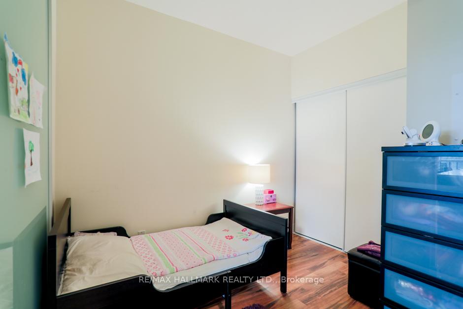 Photo 10 of Unit 213, 35 Brian Peck Crescent, Toronto, Leaside — HOMEH