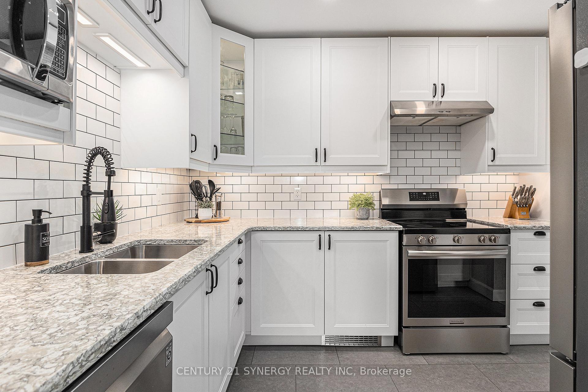 Photo 27 of 369 Monica Crescent, Ottawa, Bilberry Creek/Queenswood Heights — HOMEH