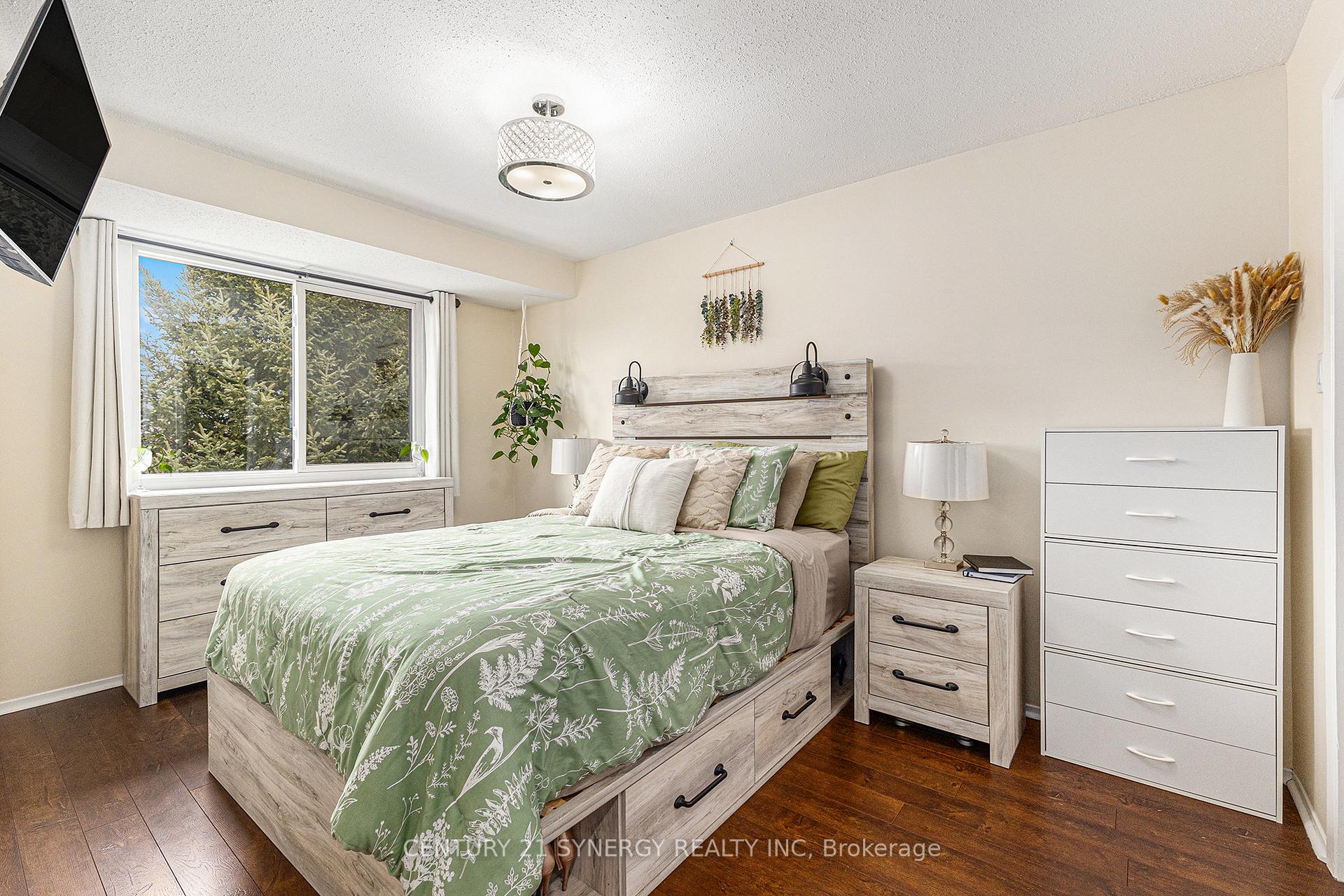 Photo 34 of 369 Monica Crescent, Ottawa, Bilberry Creek/Queenswood Heights — HOMEH