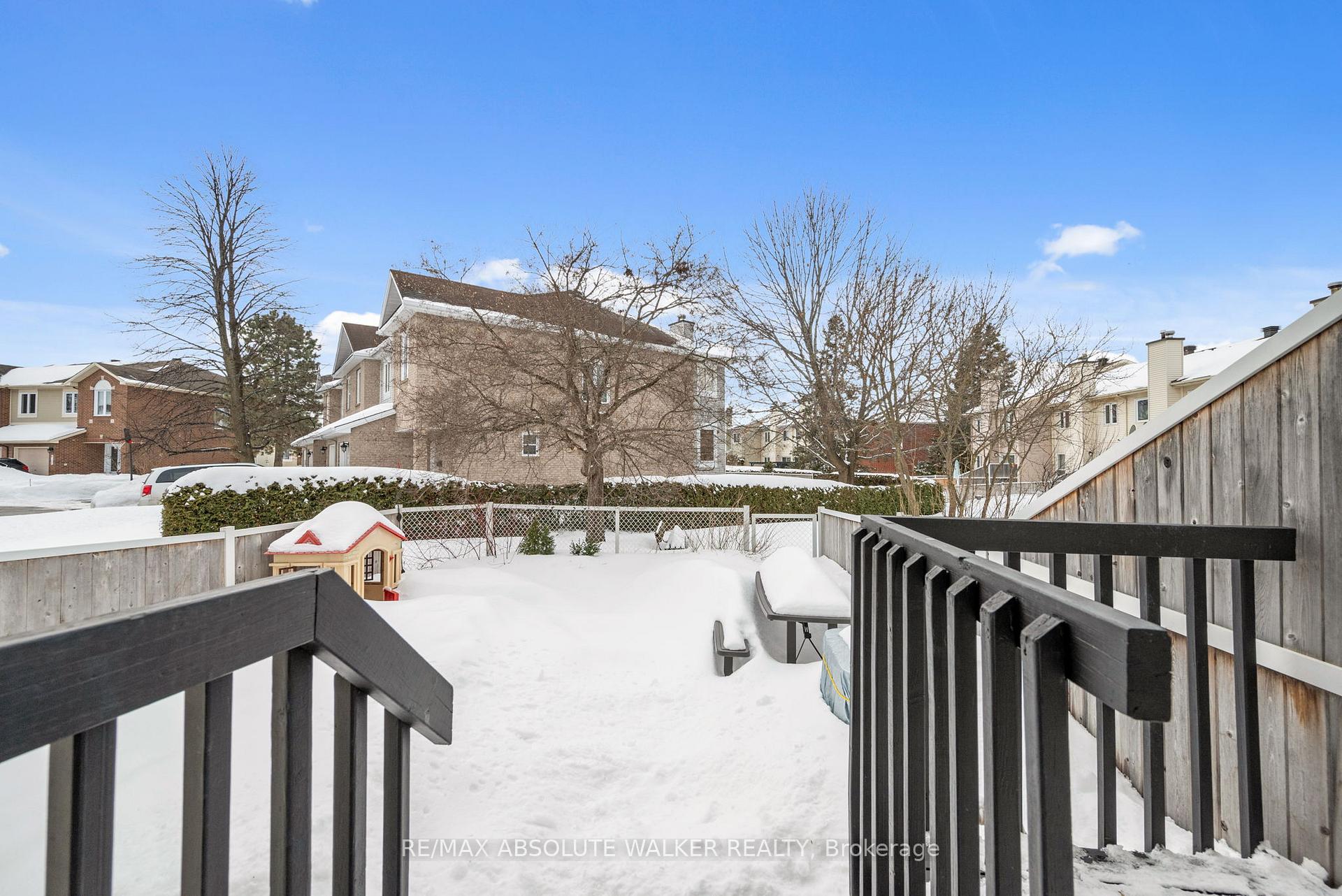 Photo 25 of 1962 Maple Run Avenue, Ottawa, Chapel Hill — HOMEH