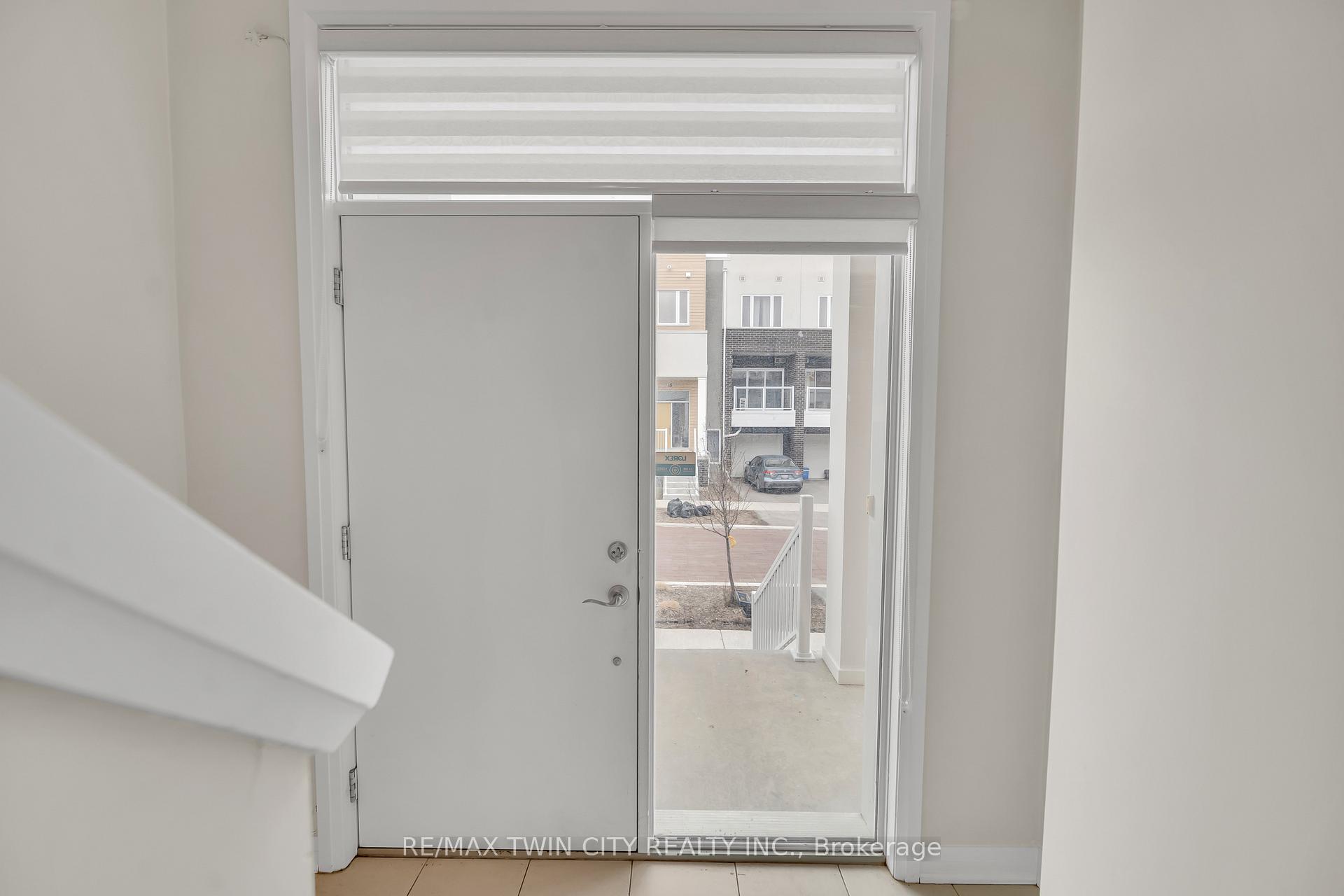 Photo 5 of 12 Visionary Avenue, Kitchener — HOMEH