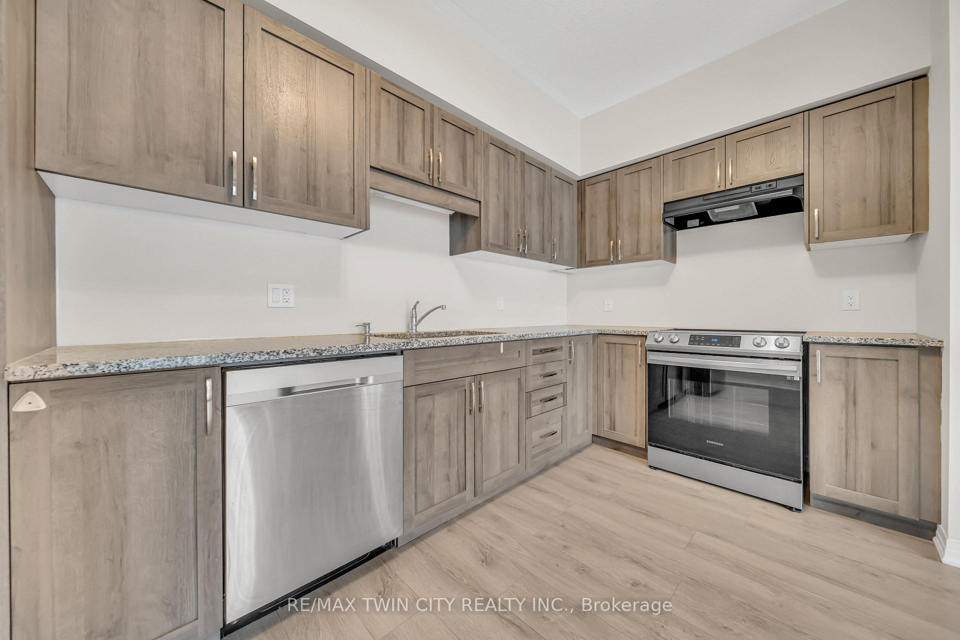 Photo 14 of 12 Visionary Avenue, Kitchener — HOMEH