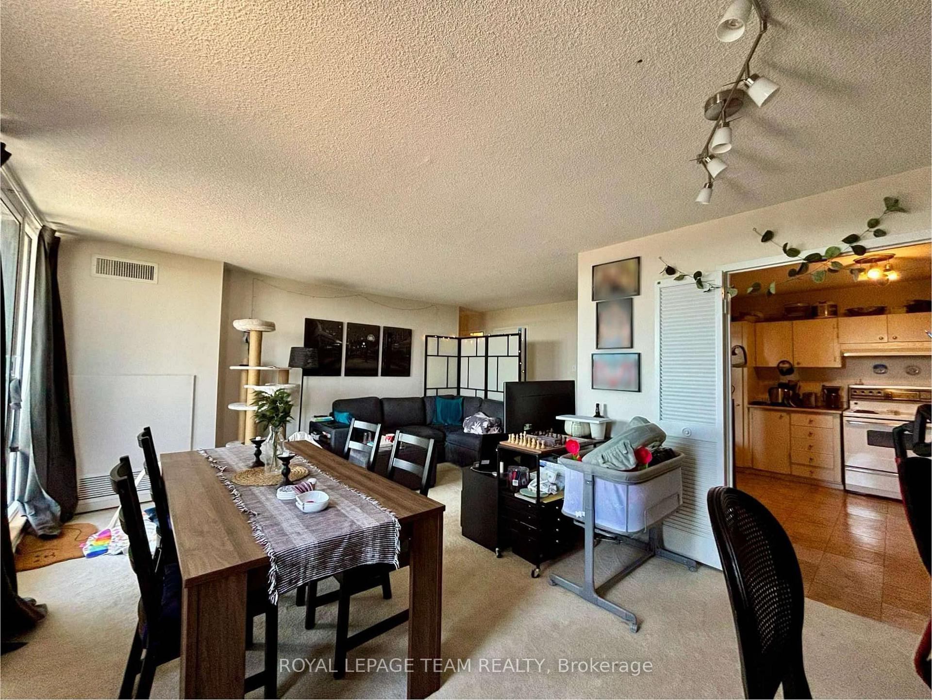 Photo 10 of Unit 1101, 2951 Riverside Drive, Ottawa, Mooneys Bay/Riverside Park — HOMEH