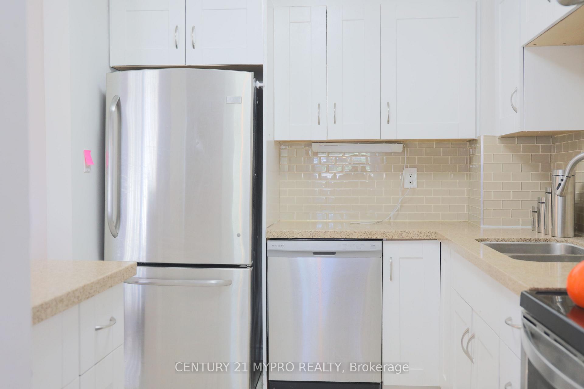 Photo 26 of Unit 18, 105 Carlton Road, Markham, Unionville — HOMEH