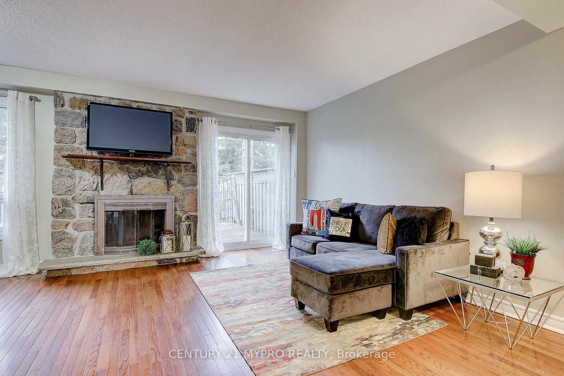 Photo 34 of Unit 18, 105 Carlton Road, Markham, Unionville — HOMEH