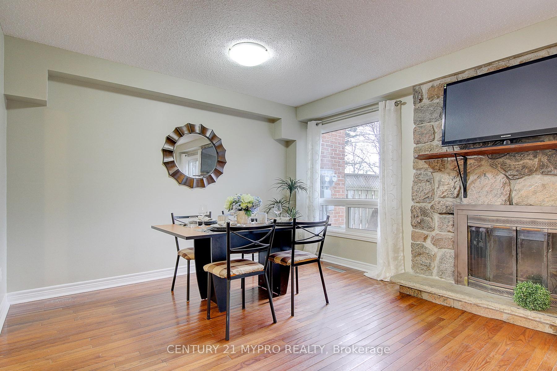 Photo 37 of Unit 18, 105 Carlton Road, Markham, Unionville — HOMEH