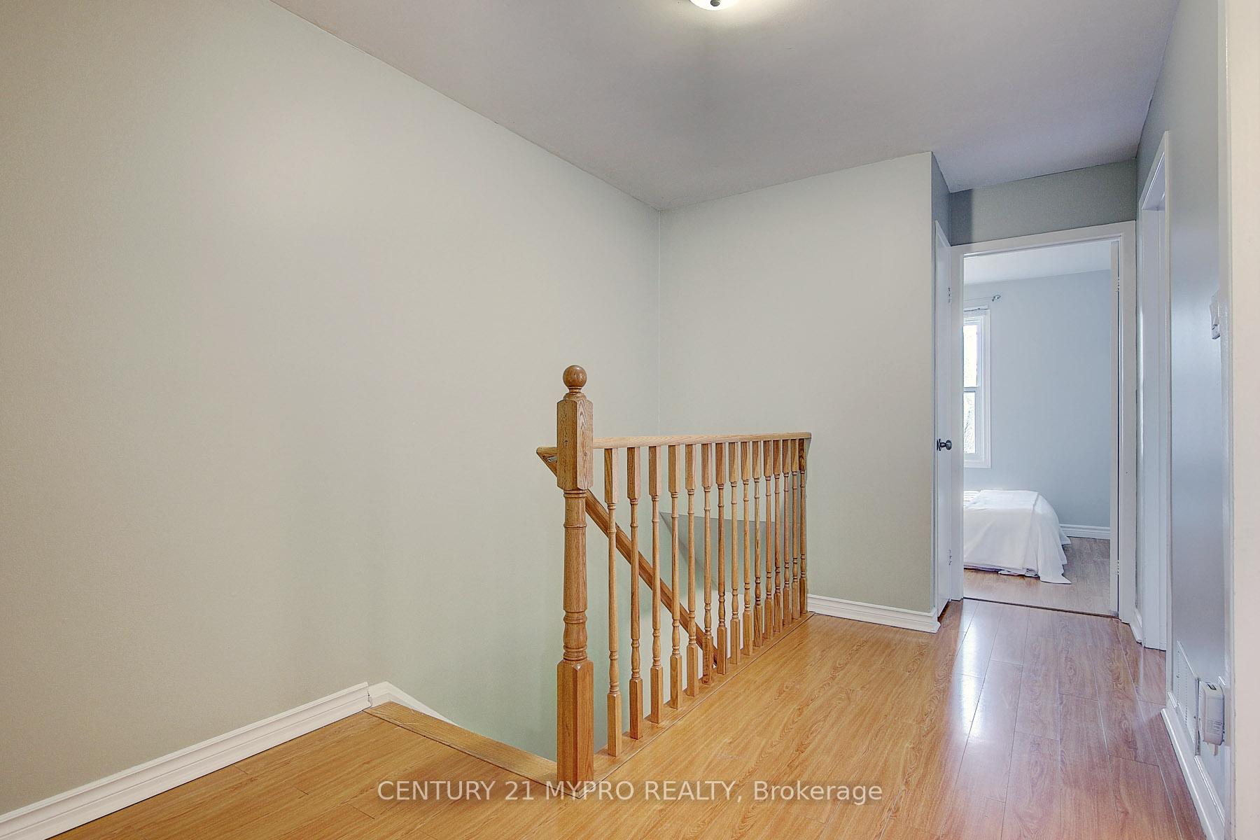 Photo 58 of Unit 18, 105 Carlton Road, Markham, Unionville — HOMEH