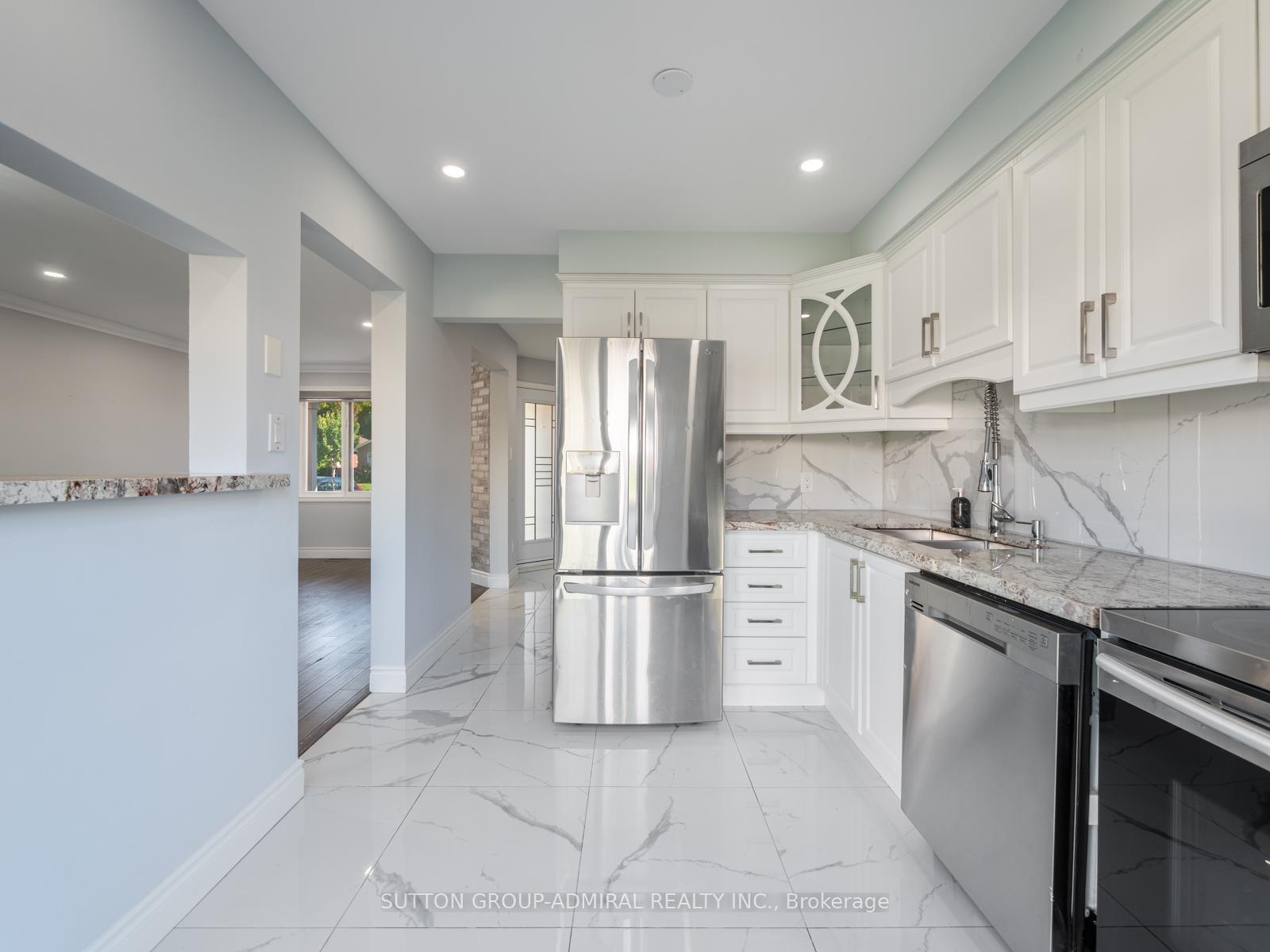 Photo 8 of 93 McMann Crescent, Clarington, Courtice — HOMEH
